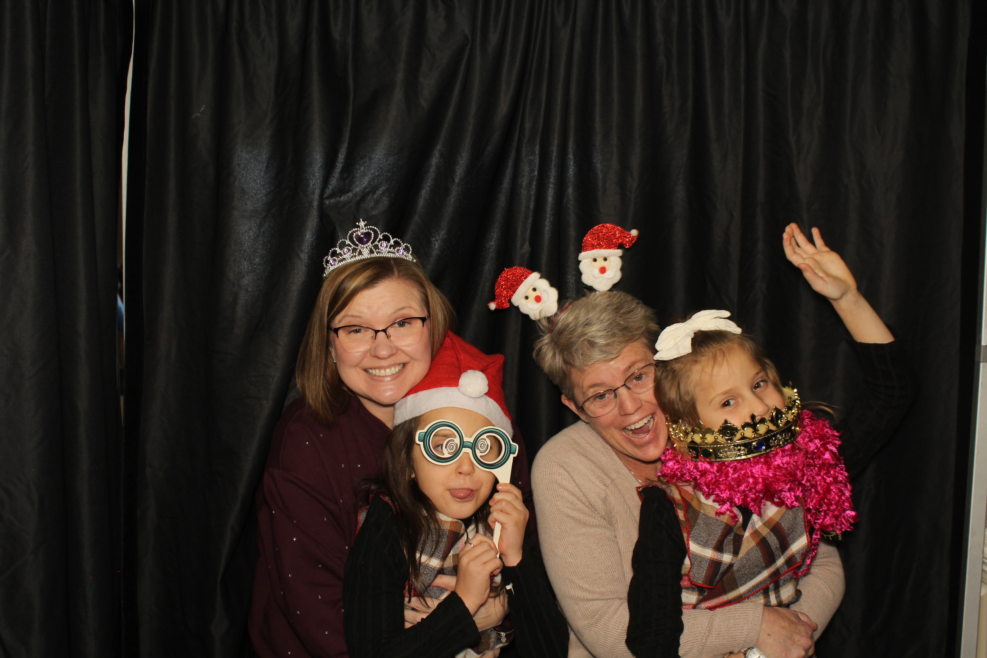 Alkermes Breakfast With Santa | View more photos from the event at gallery.photoboothcincy.com/u/PhotoBoothCincy/Alkermes-Breakfast-With-Santa