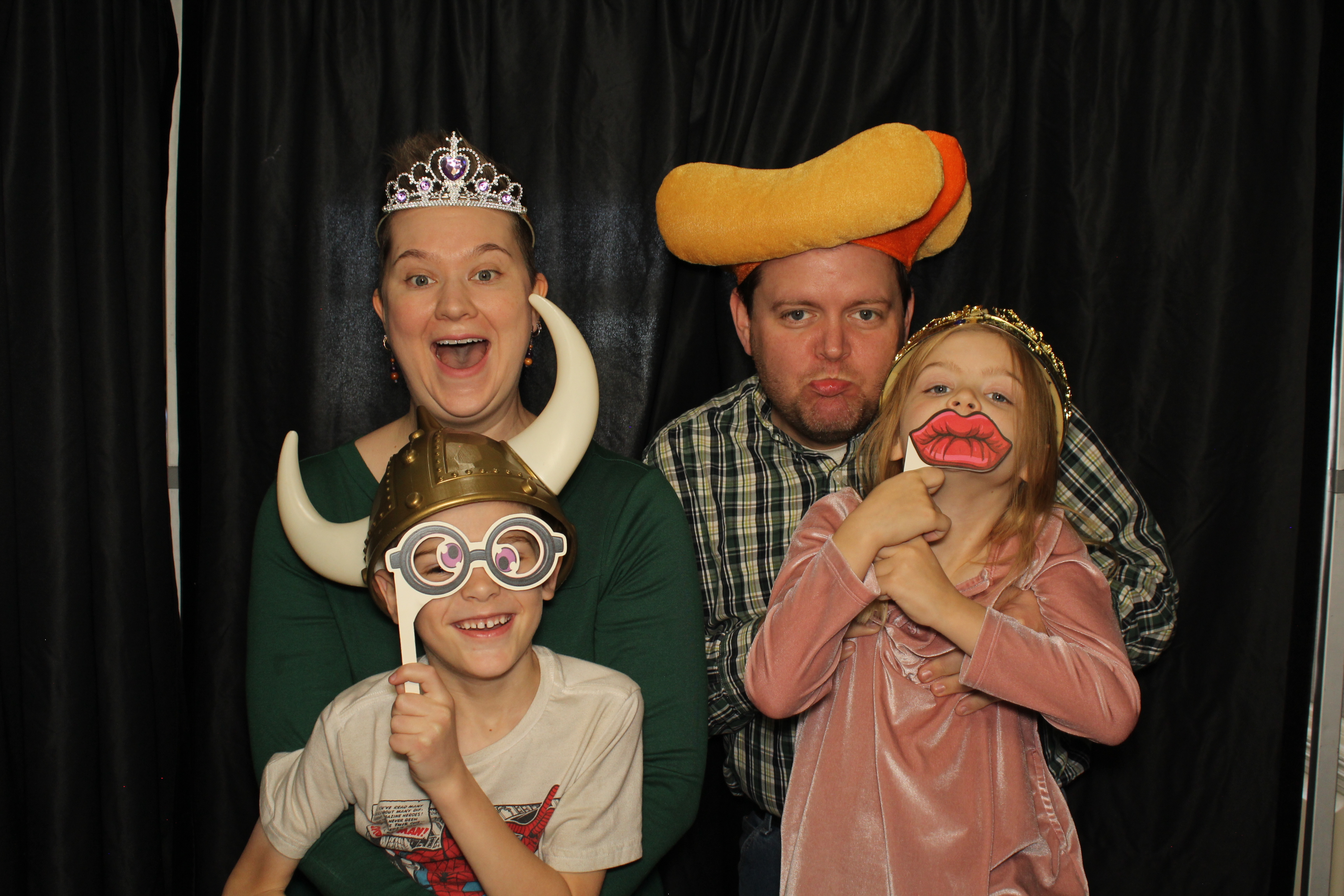 Alkermes Breakfast With Santa | View more photos from the event at gallery.photoboothcincy.com/u/PhotoBoothCincy/Alkermes-Breakfast-With-Santa