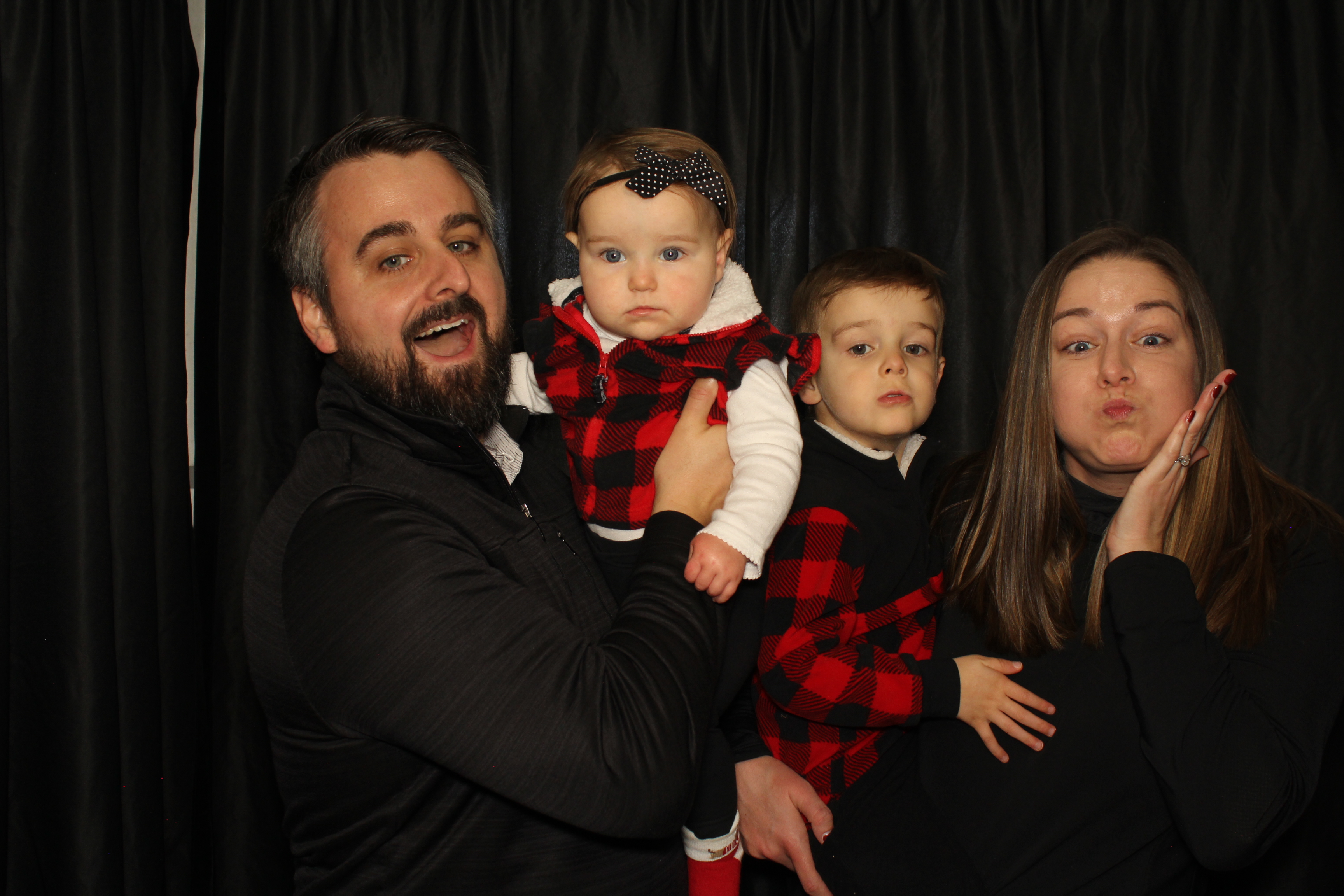Alkermes Breakfast With Santa | View more photos from the event at gallery.photoboothcincy.com/u/PhotoBoothCincy/Alkermes-Breakfast-With-Santa