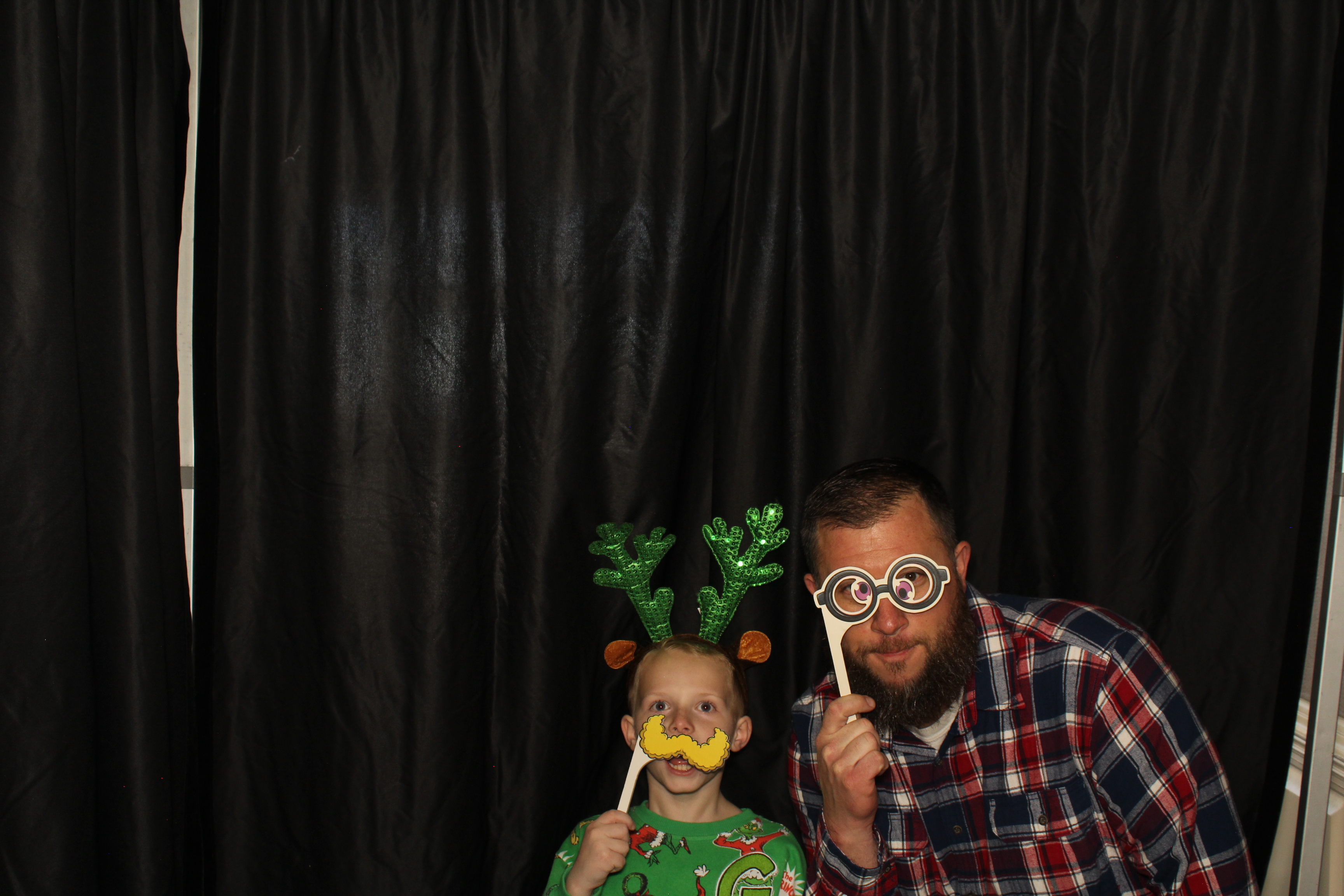 Alkermes Breakfast With Santa | View more photos from the event at gallery.photoboothcincy.com/u/PhotoBoothCincy/Alkermes-Breakfast-With-Santa