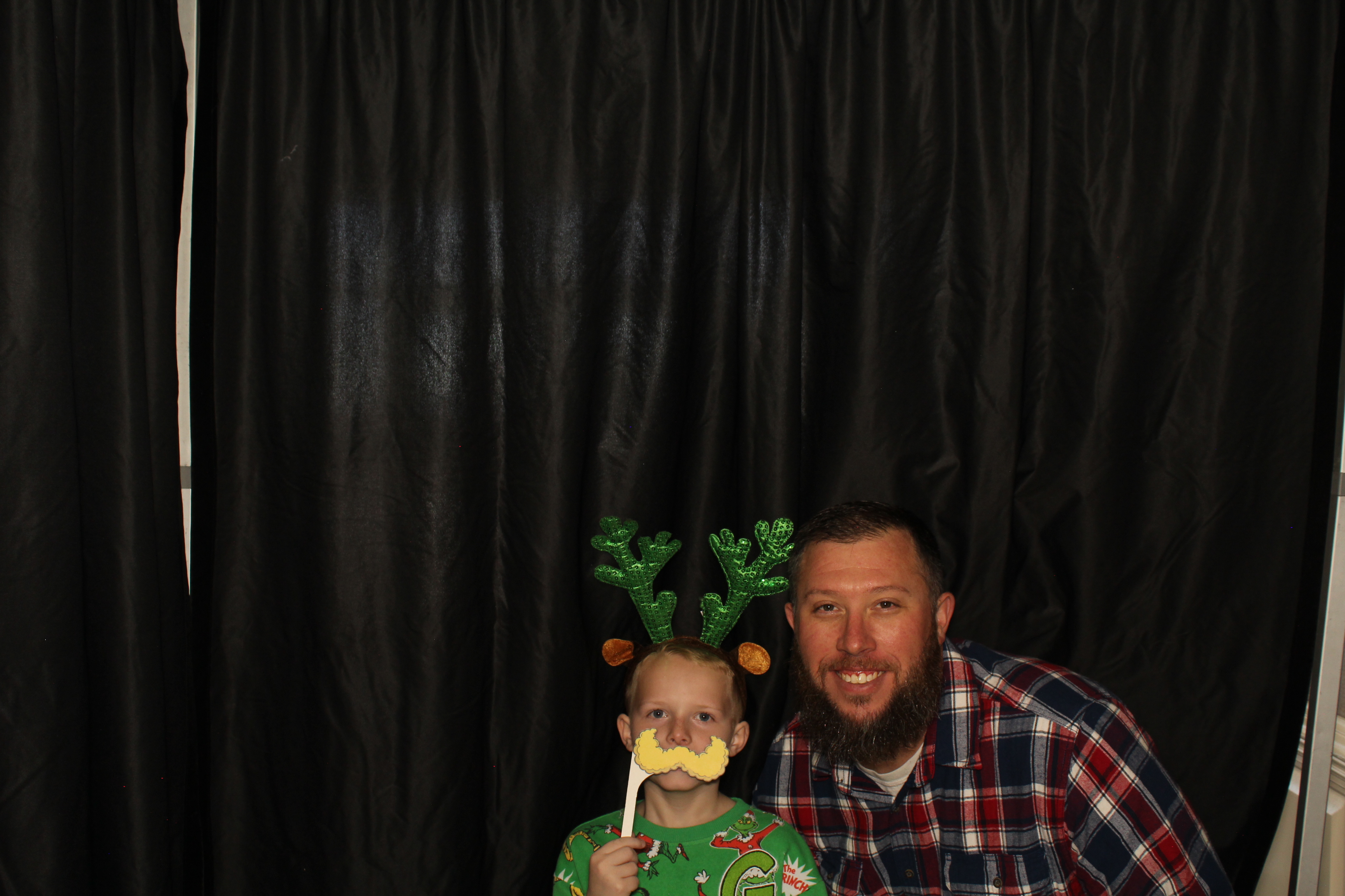 Alkermes Breakfast With Santa | View more photos from the event at gallery.photoboothcincy.com/u/PhotoBoothCincy/Alkermes-Breakfast-With-Santa