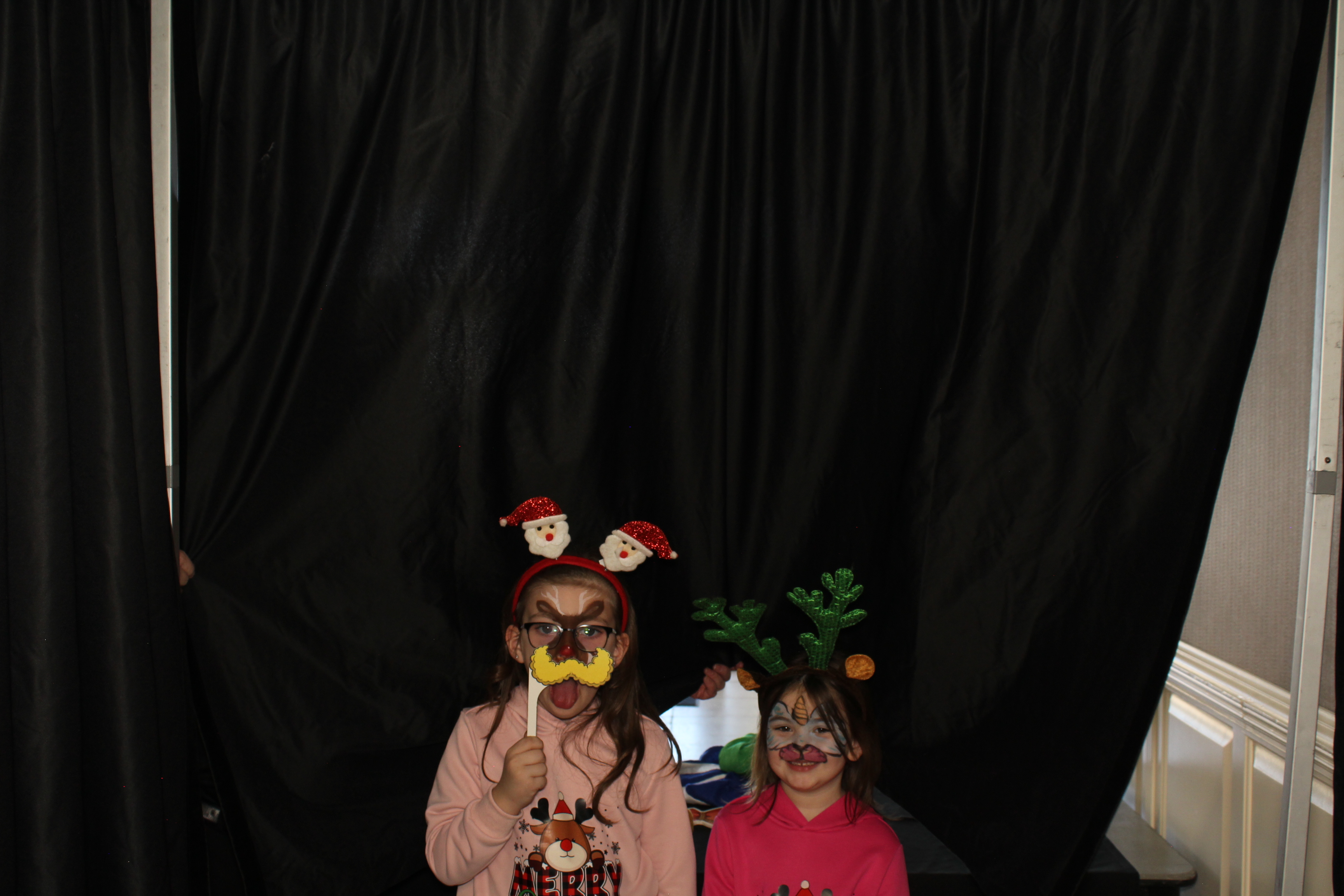 Alkermes Breakfast With Santa | View more photos from the event at gallery.photoboothcincy.com/u/PhotoBoothCincy/Alkermes-Breakfast-With-Santa