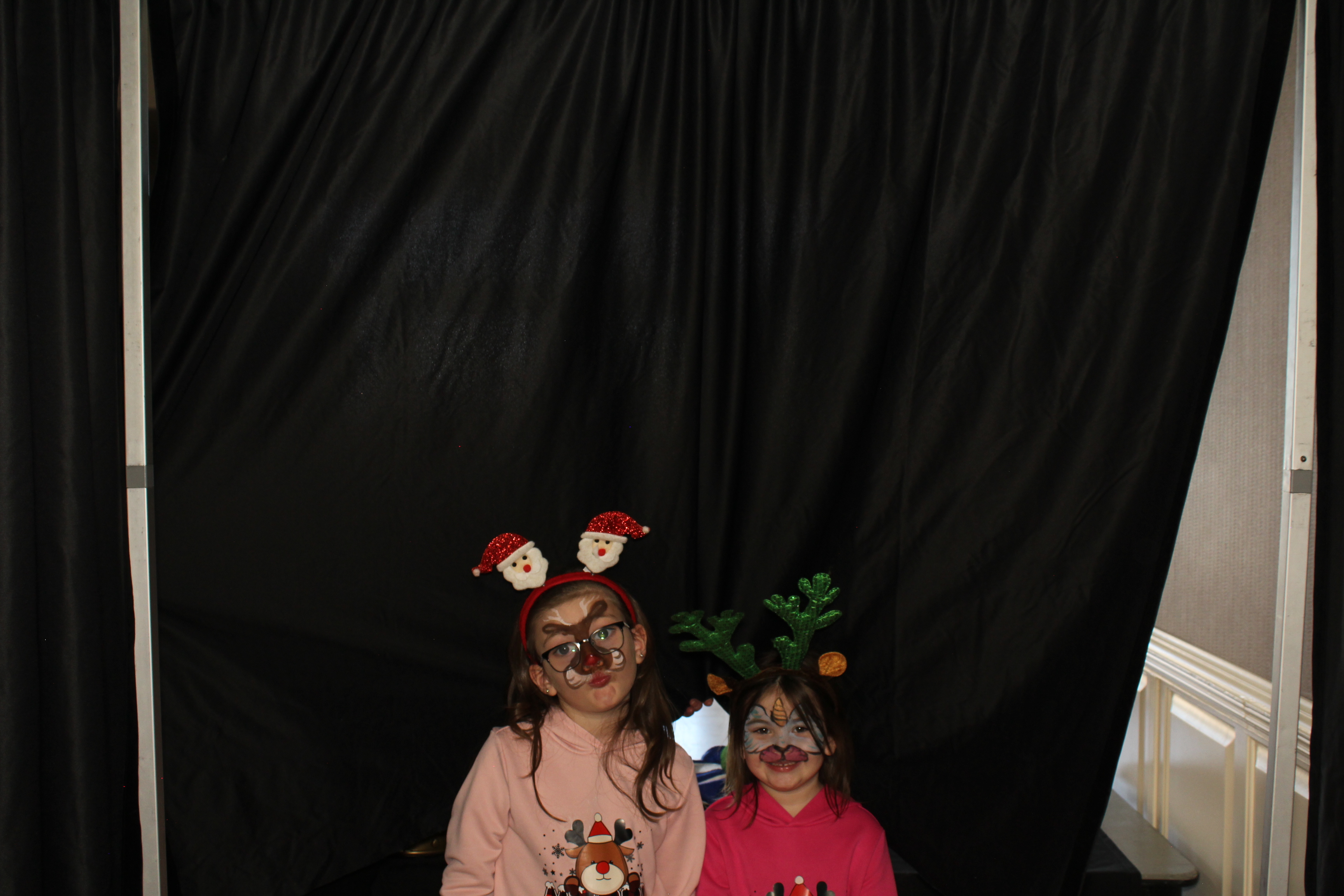 Alkermes Breakfast With Santa | View more photos from the event at gallery.photoboothcincy.com/u/PhotoBoothCincy/Alkermes-Breakfast-With-Santa