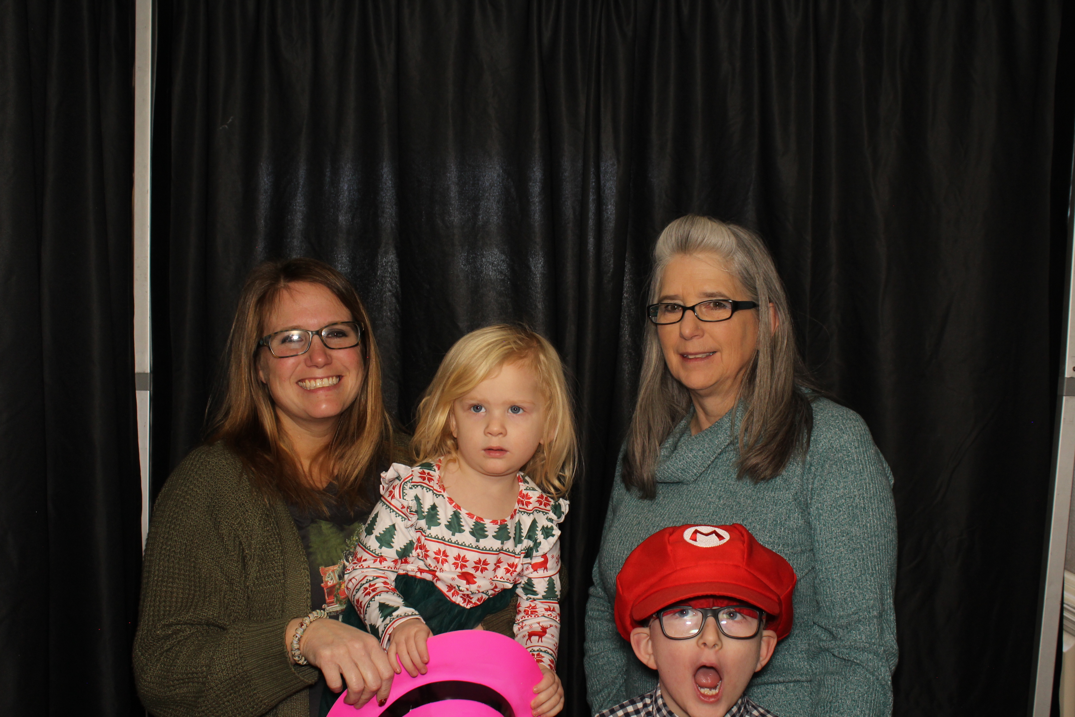 Alkermes Breakfast With Santa | View more photos from the event at gallery.photoboothcincy.com/u/PhotoBoothCincy/Alkermes-Breakfast-With-Santa