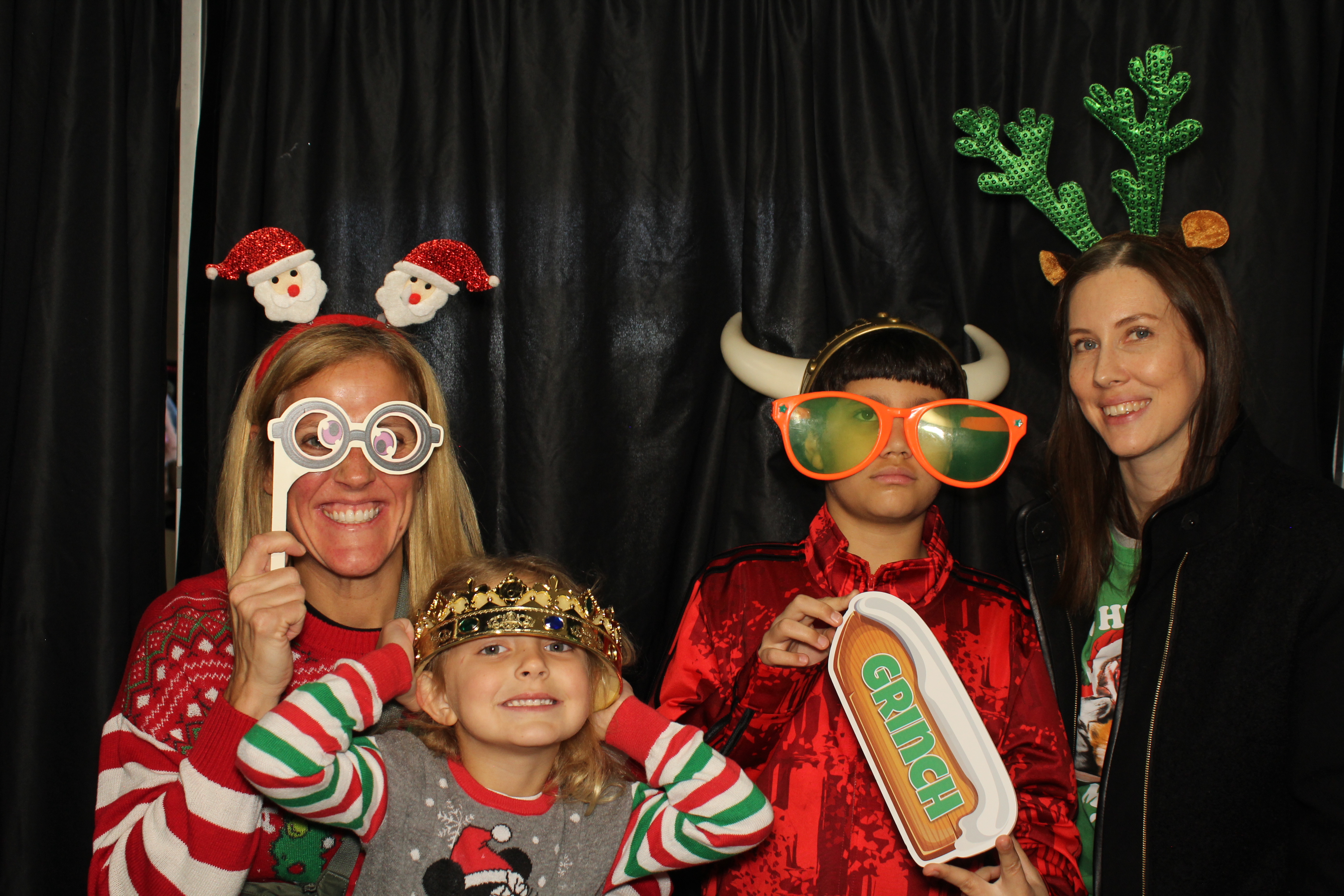 Alkermes Breakfast With Santa | View more photos from the event at gallery.photoboothcincy.com/u/PhotoBoothCincy/Alkermes-Breakfast-With-Santa