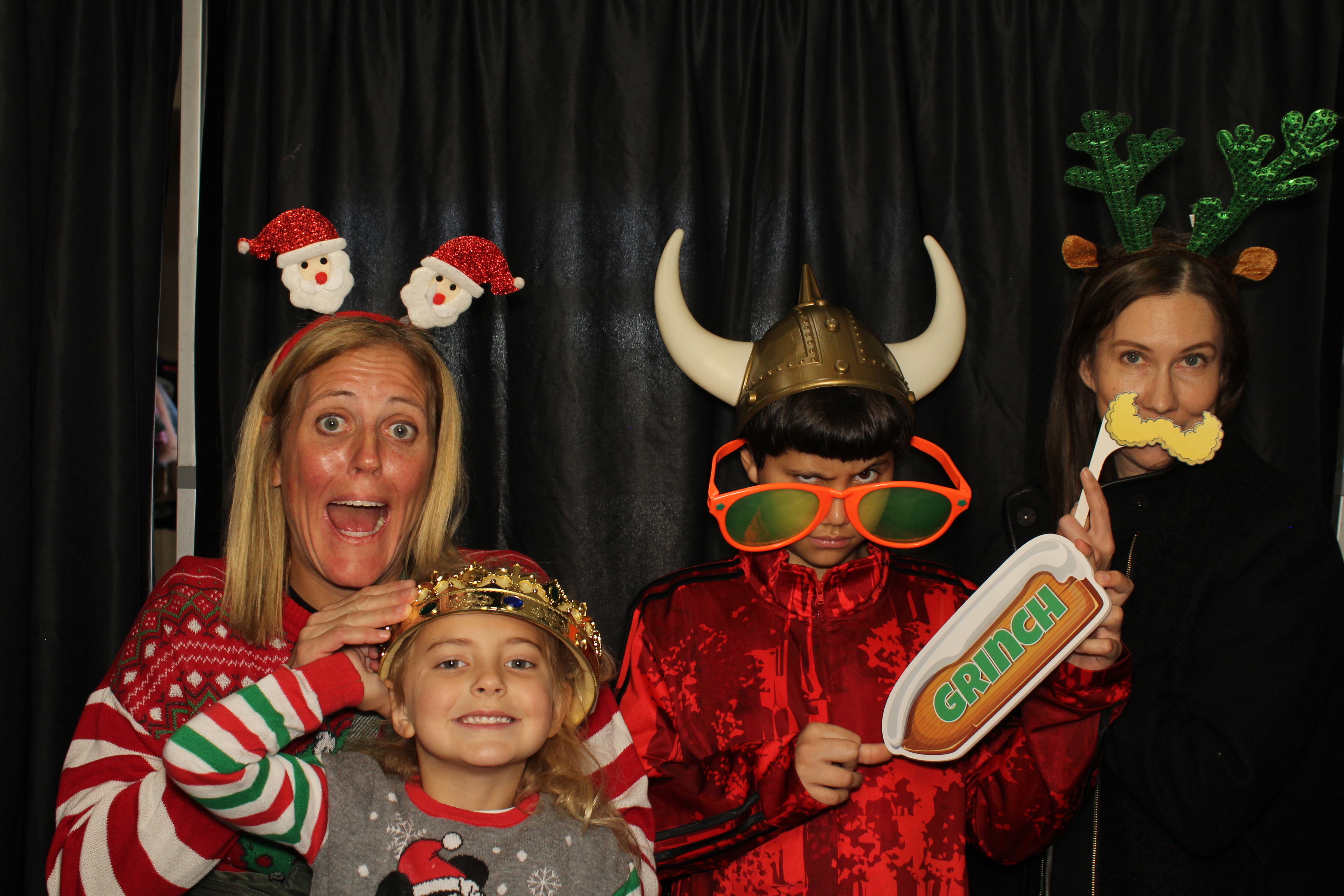 Alkermes Breakfast With Santa | View more photos from the event at gallery.photoboothcincy.com/u/PhotoBoothCincy/Alkermes-Breakfast-With-Santa