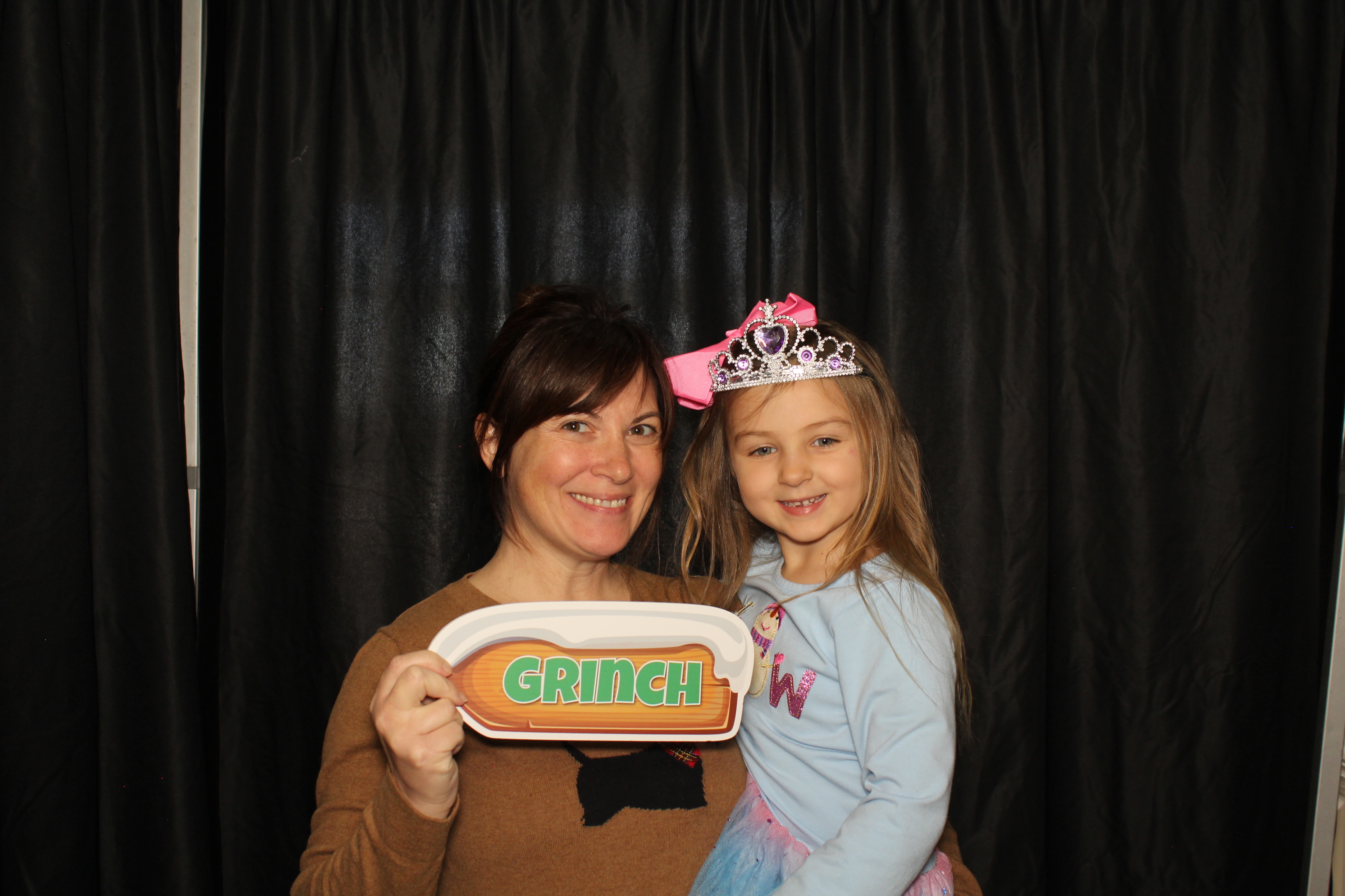Alkermes Breakfast With Santa | View more photos from the event at gallery.photoboothcincy.com/u/PhotoBoothCincy/Alkermes-Breakfast-With-Santa