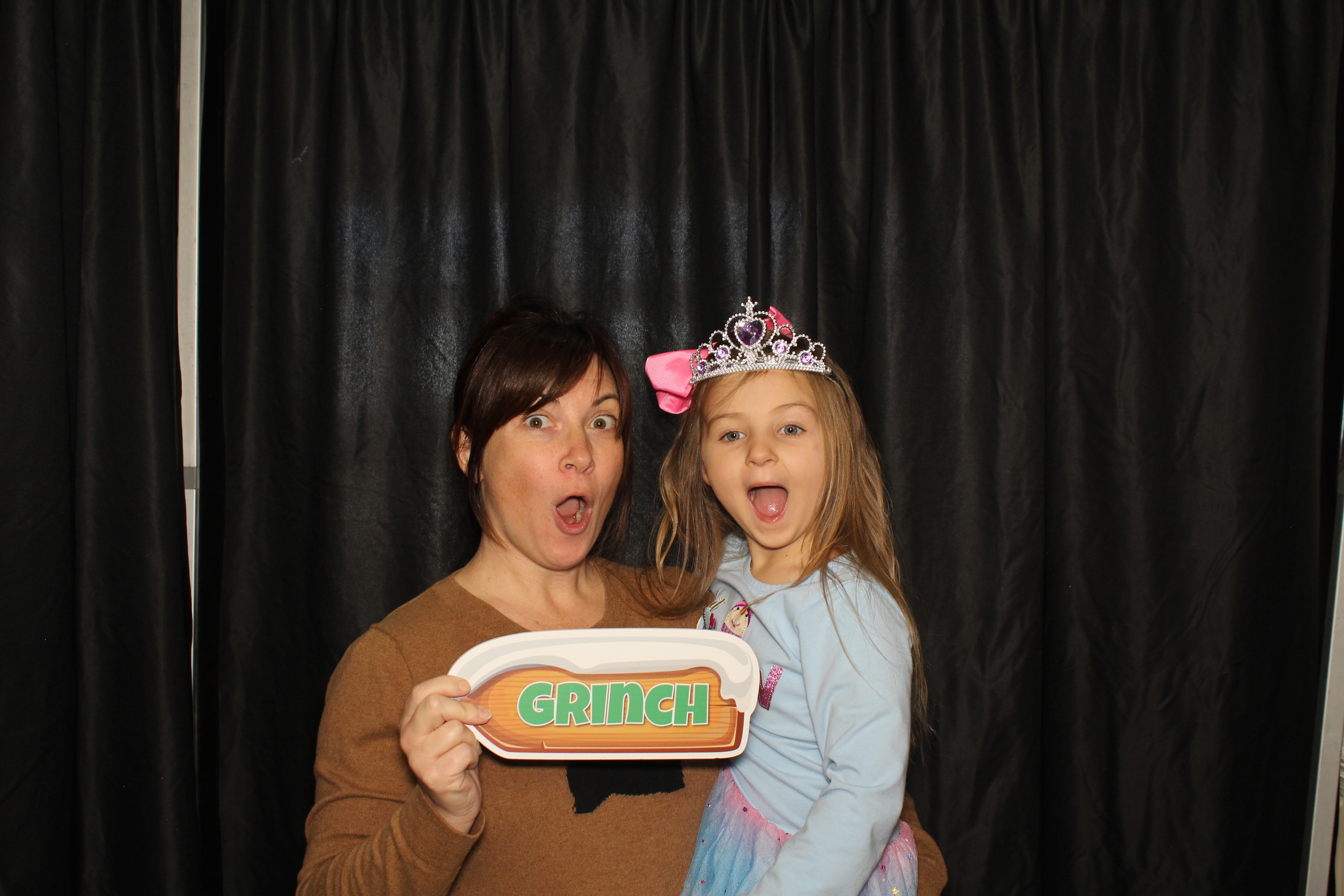Alkermes Breakfast With Santa | View more photos from the event at gallery.photoboothcincy.com/u/PhotoBoothCincy/Alkermes-Breakfast-With-Santa