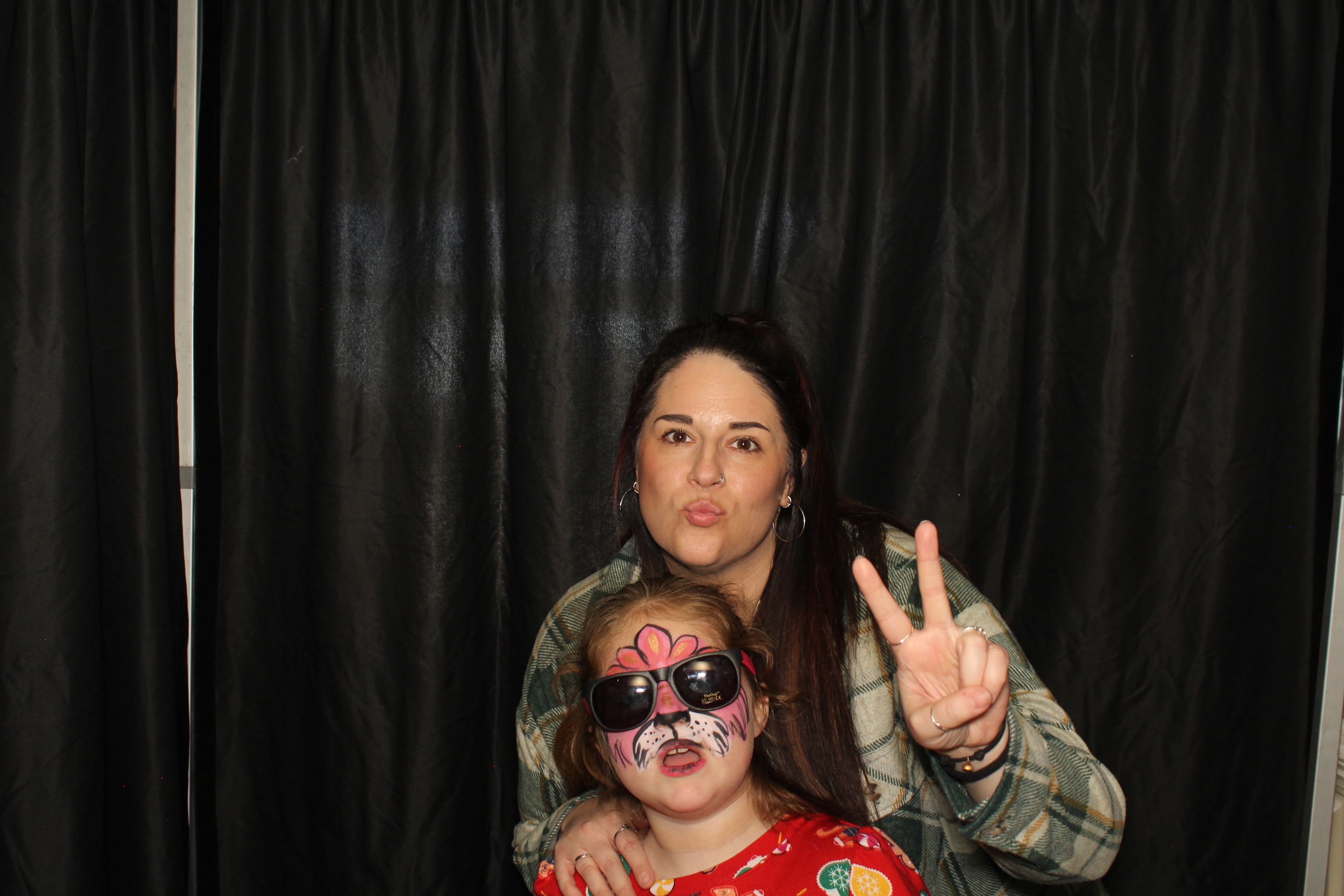 Alkermes Breakfast With Santa | View more photos from the event at gallery.photoboothcincy.com/u/PhotoBoothCincy/Alkermes-Breakfast-With-Santa