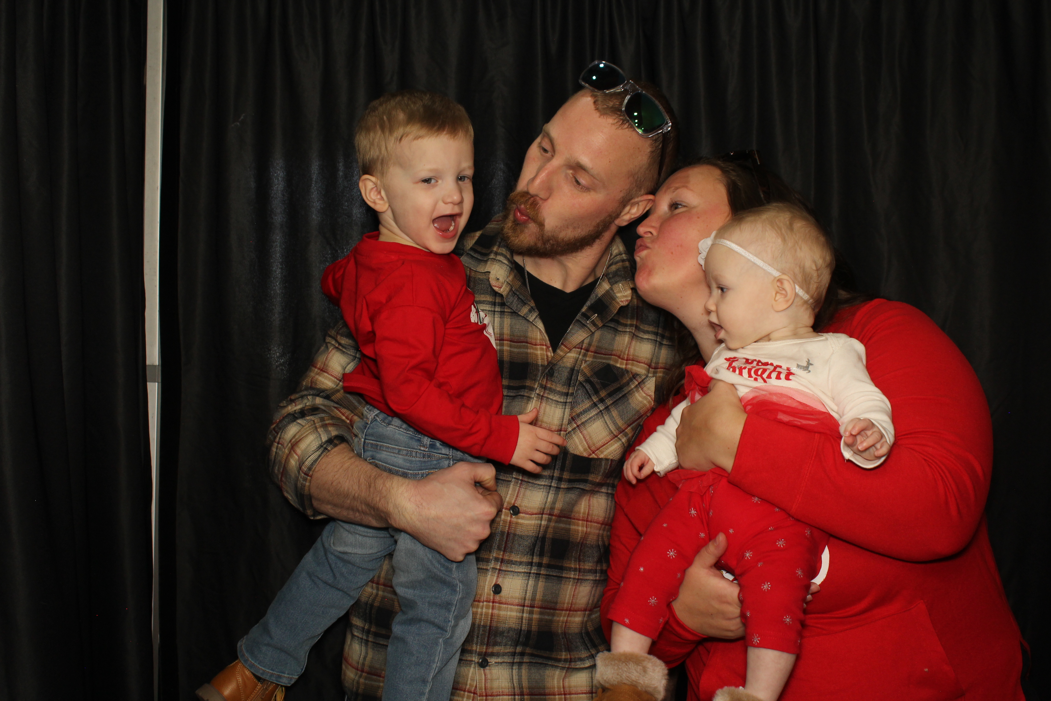 Alkermes Breakfast With Santa | View more photos from the event at gallery.photoboothcincy.com/u/PhotoBoothCincy/Alkermes-Breakfast-With-Santa
