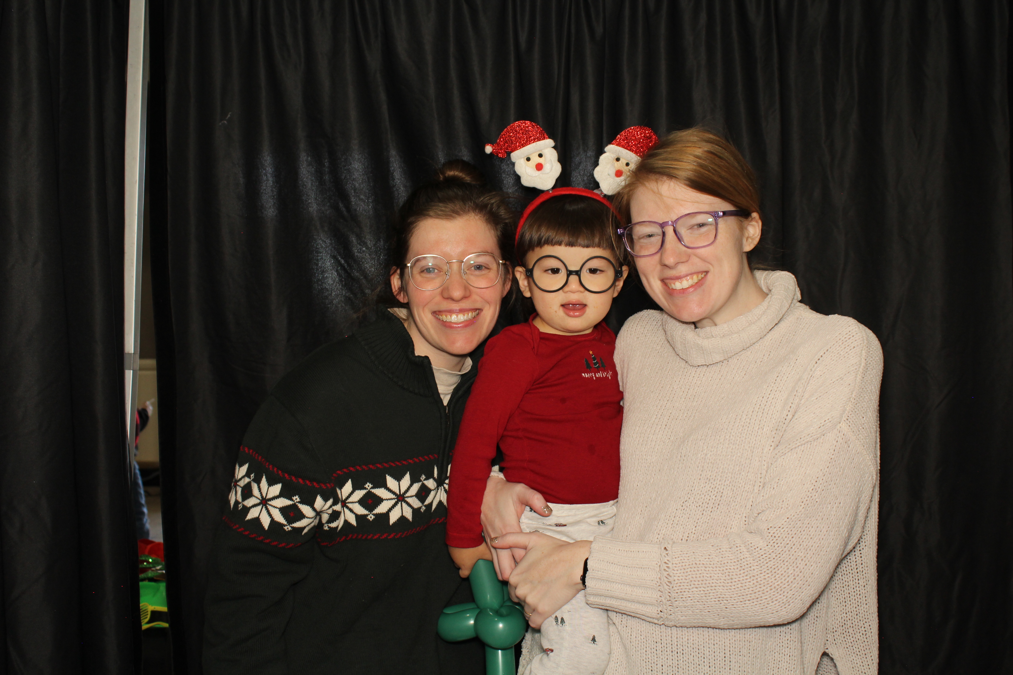 Alkermes Breakfast With Santa | View more photos from the event at gallery.photoboothcincy.com/u/PhotoBoothCincy/Alkermes-Breakfast-With-Santa