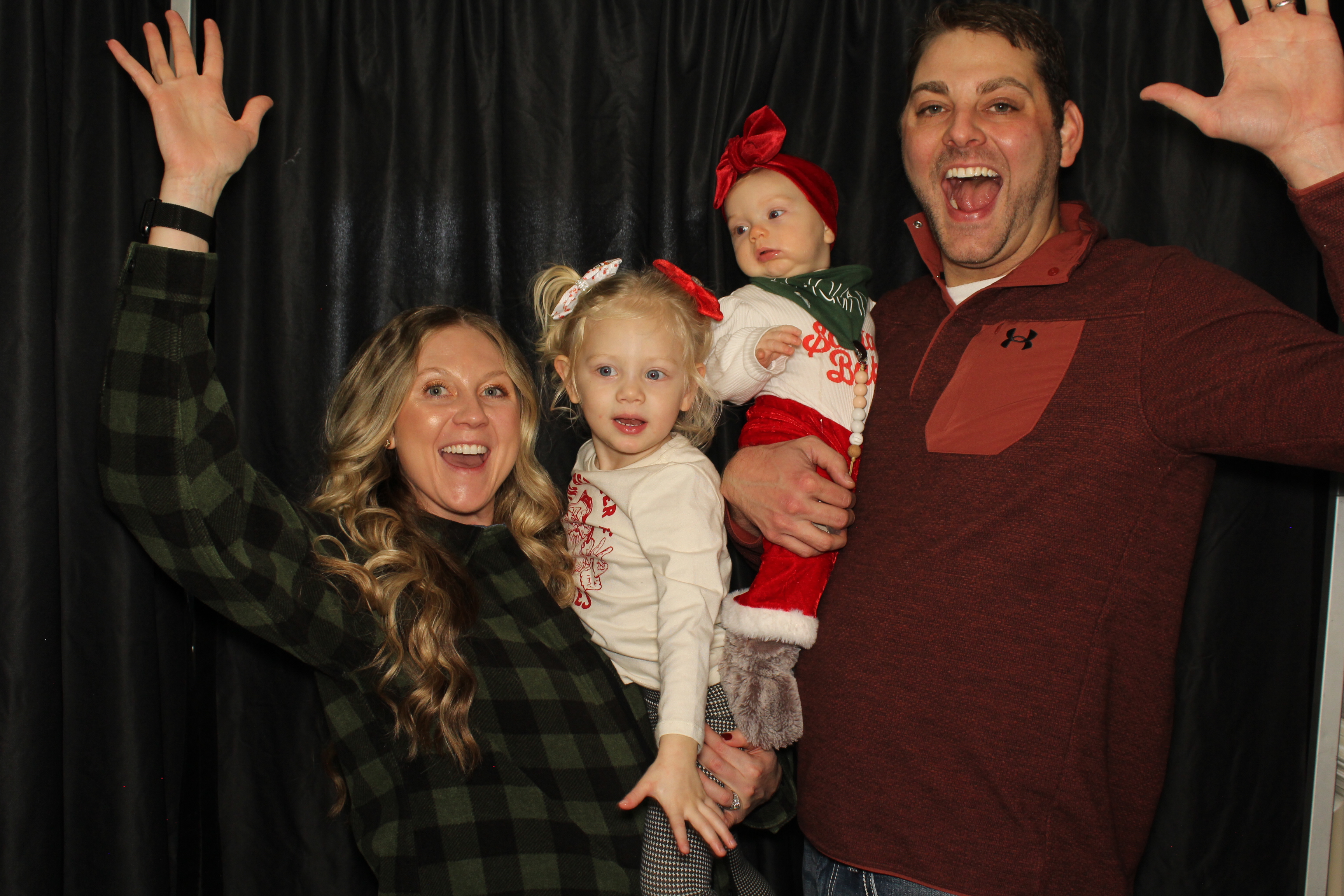 Alkermes Breakfast With Santa | View more photos from the event at gallery.photoboothcincy.com/u/PhotoBoothCincy/Alkermes-Breakfast-With-Santa