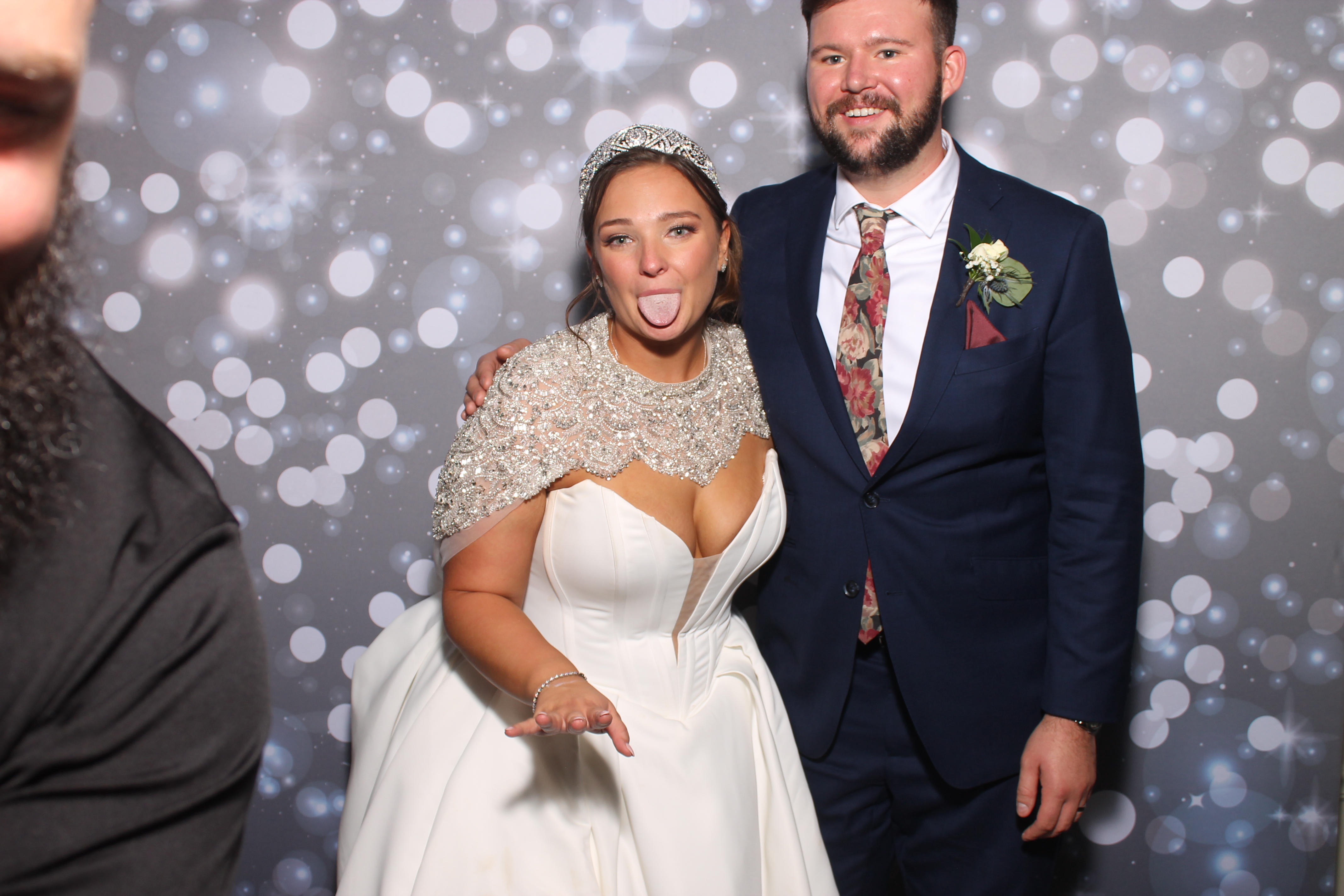 Amanda & Errol | View more photos from the event at gallery.photoboothcincy.com/u/PhotoBoothCincy/Amanda-Errol