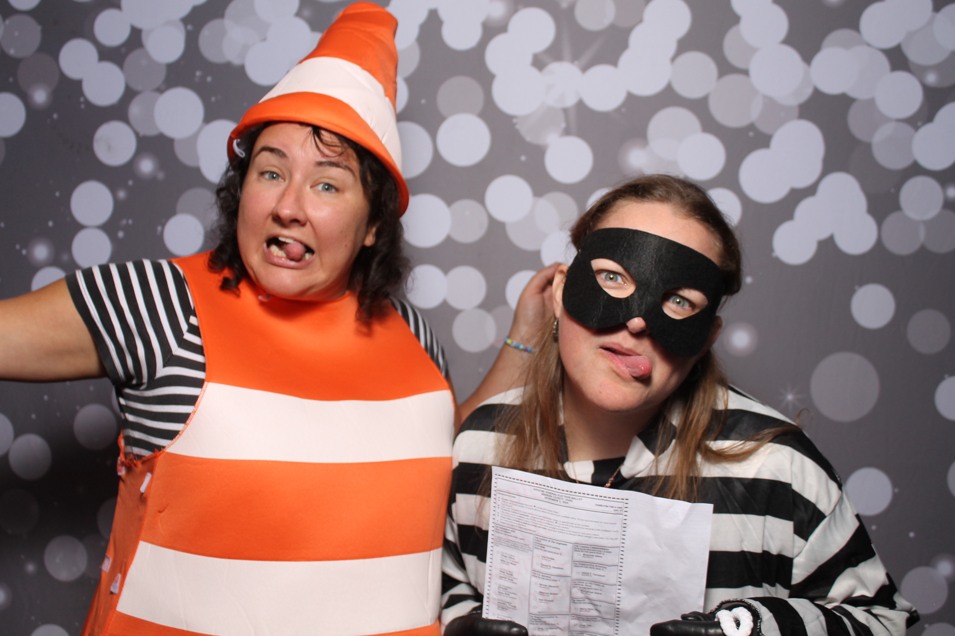 Amanda Matthews Halloween Party | View more photos from the event at gallery.photoboothcincy.com/u/PhotoBoothCincy/Amanda-Matthews-Halloween-Party