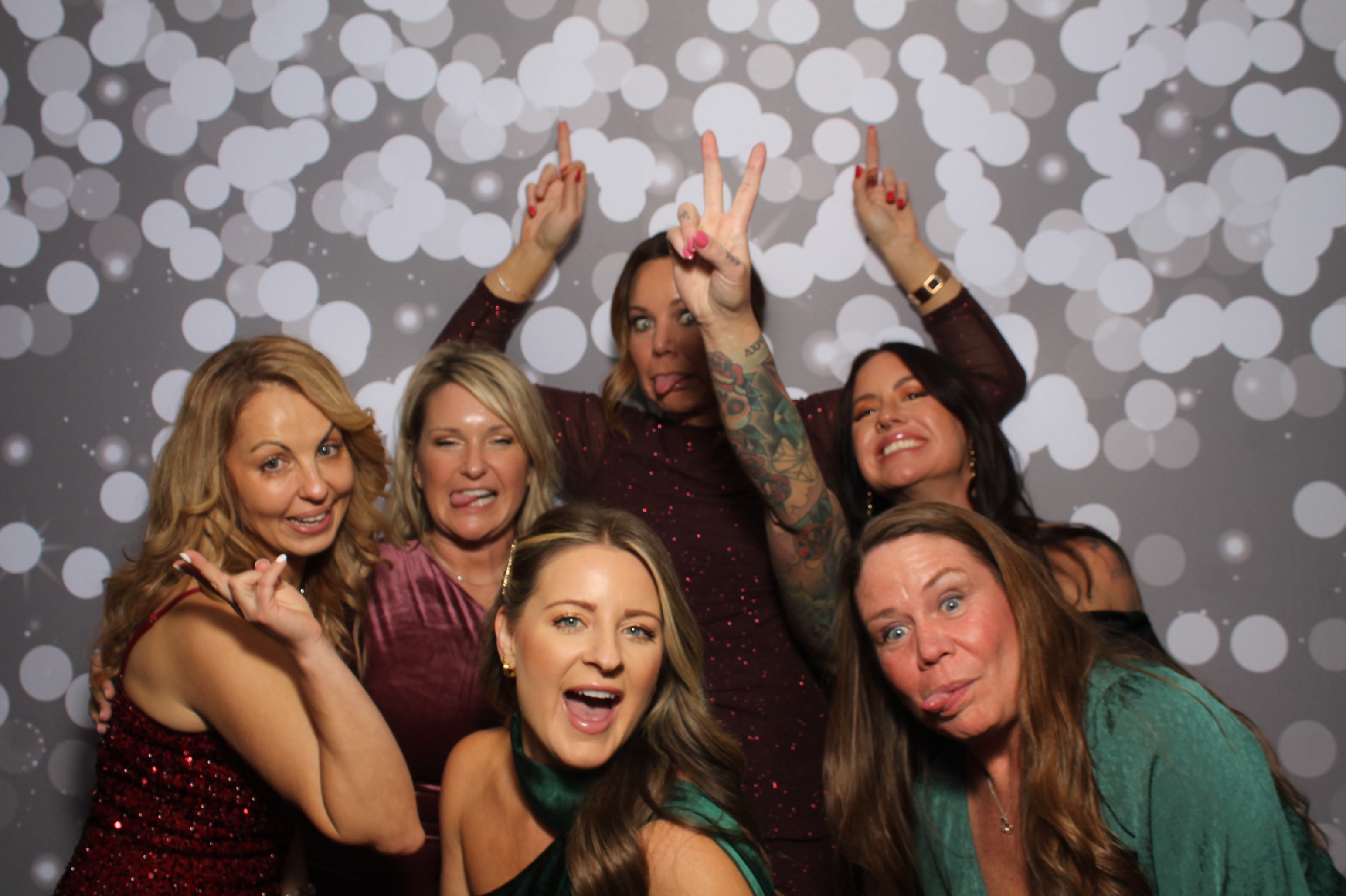 American Sound & Electronics | View more photos from the event at gallery.photoboothcincy.com/u/PhotoBoothCincy/American-Sound-Electronics