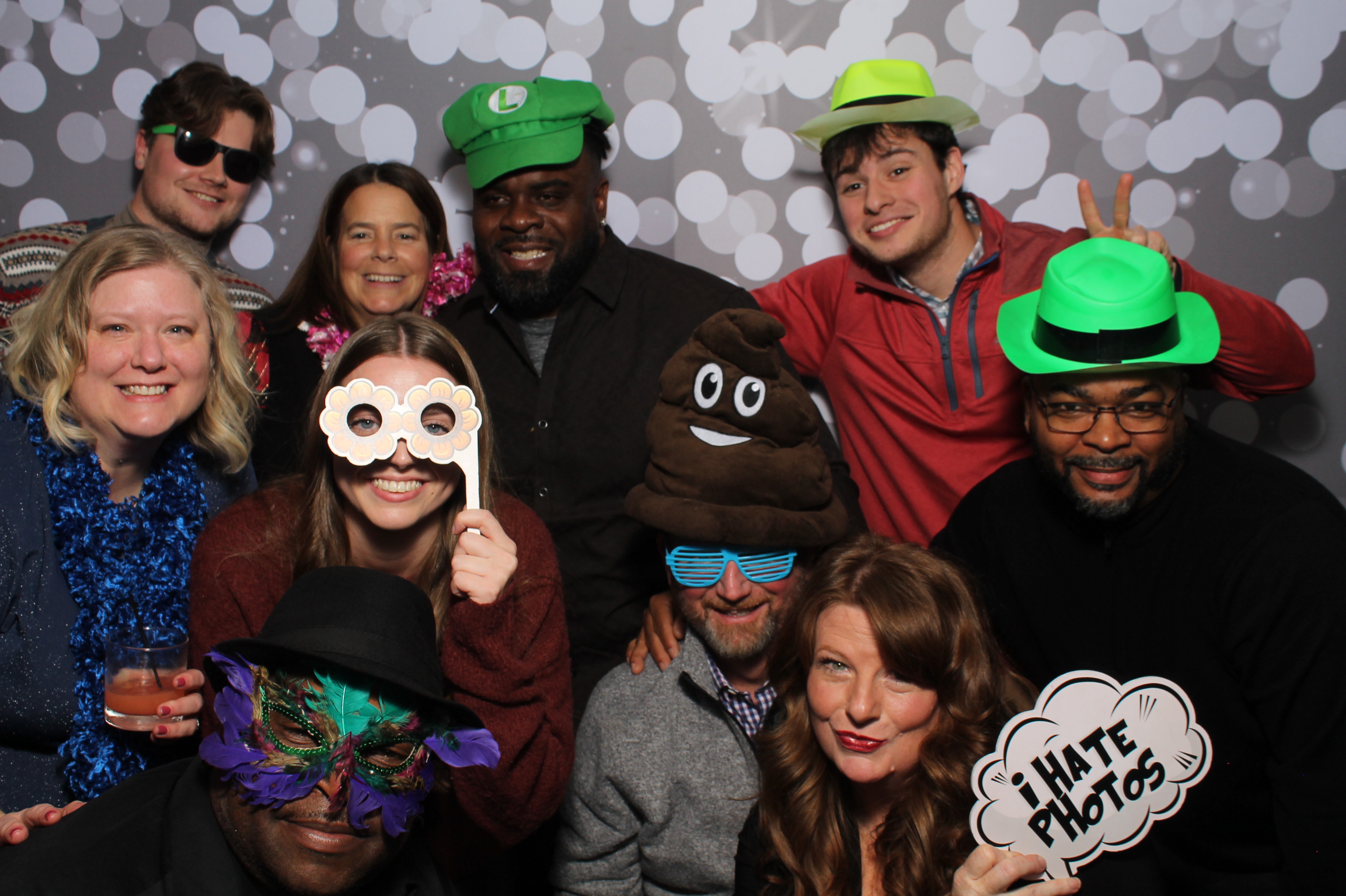 American Sound & Electronics | View more photos from the event at gallery.photoboothcincy.com/u/PhotoBoothCincy/American-Sound-Electronics
