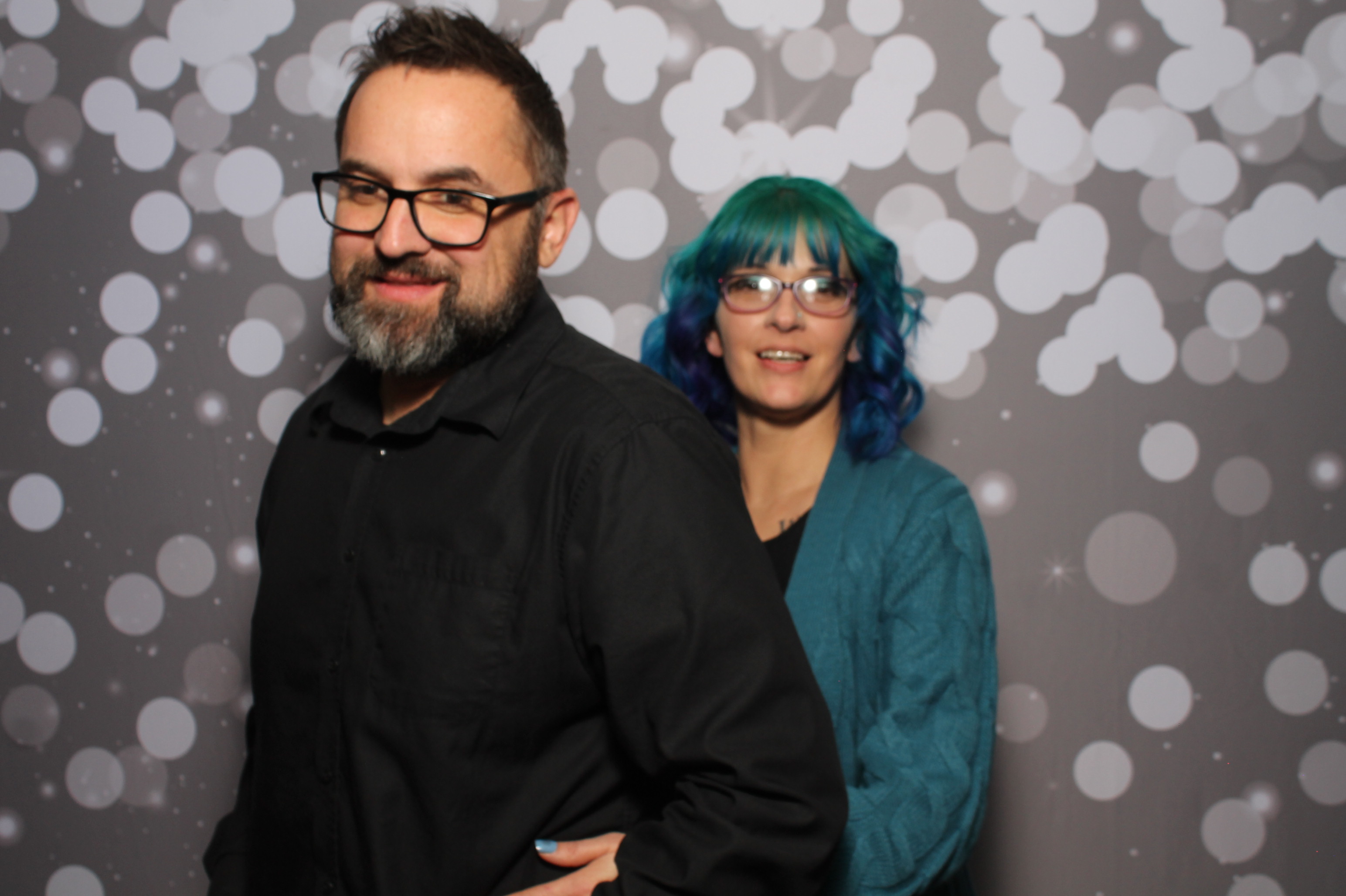 American Sound & Electronics | View more photos from the event at gallery.photoboothcincy.com/u/PhotoBoothCincy/American-Sound-Electronics