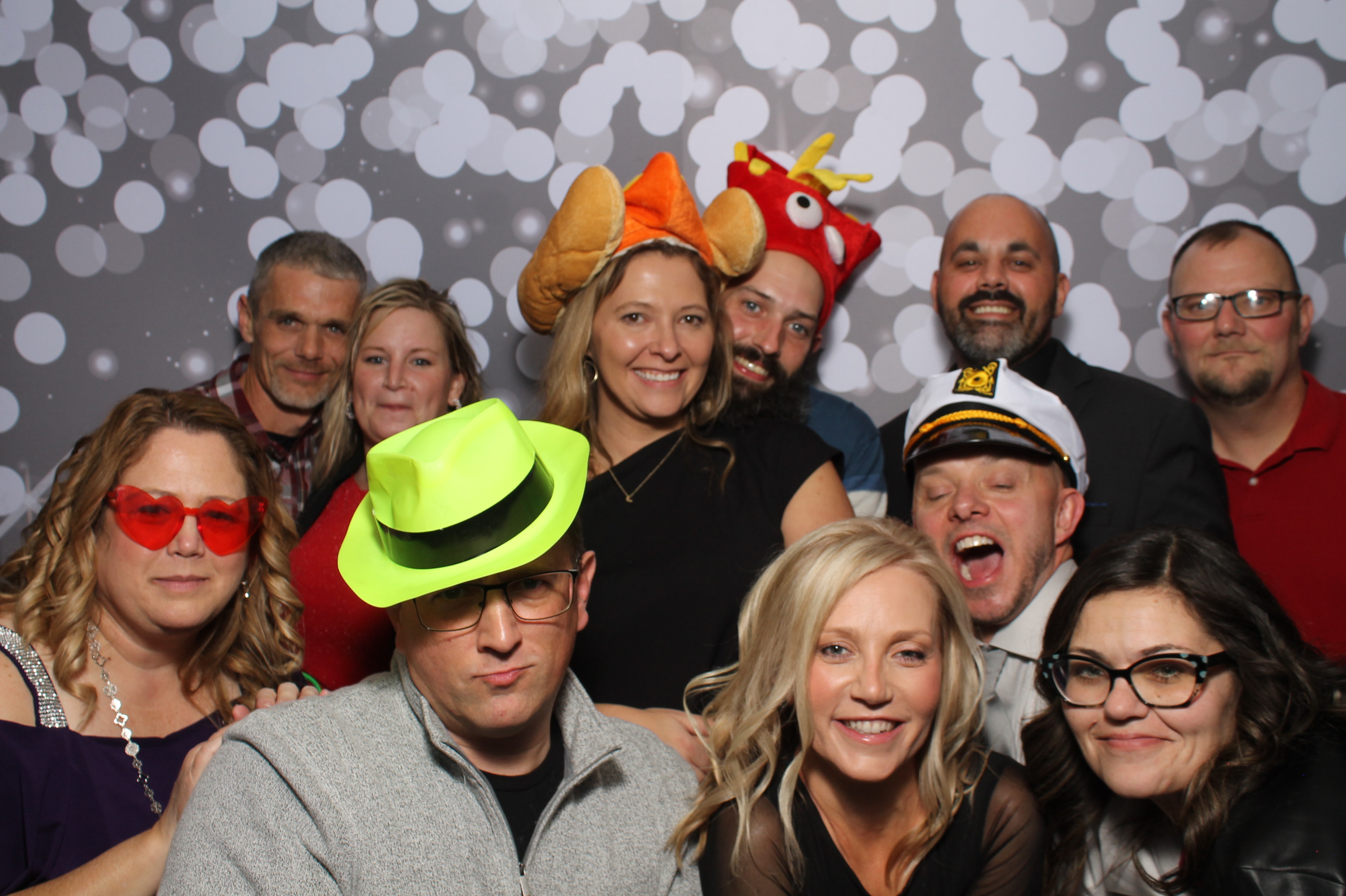 American Sound & Electronics | View more photos from the event at gallery.photoboothcincy.com/u/PhotoBoothCincy/American-Sound-Electronics