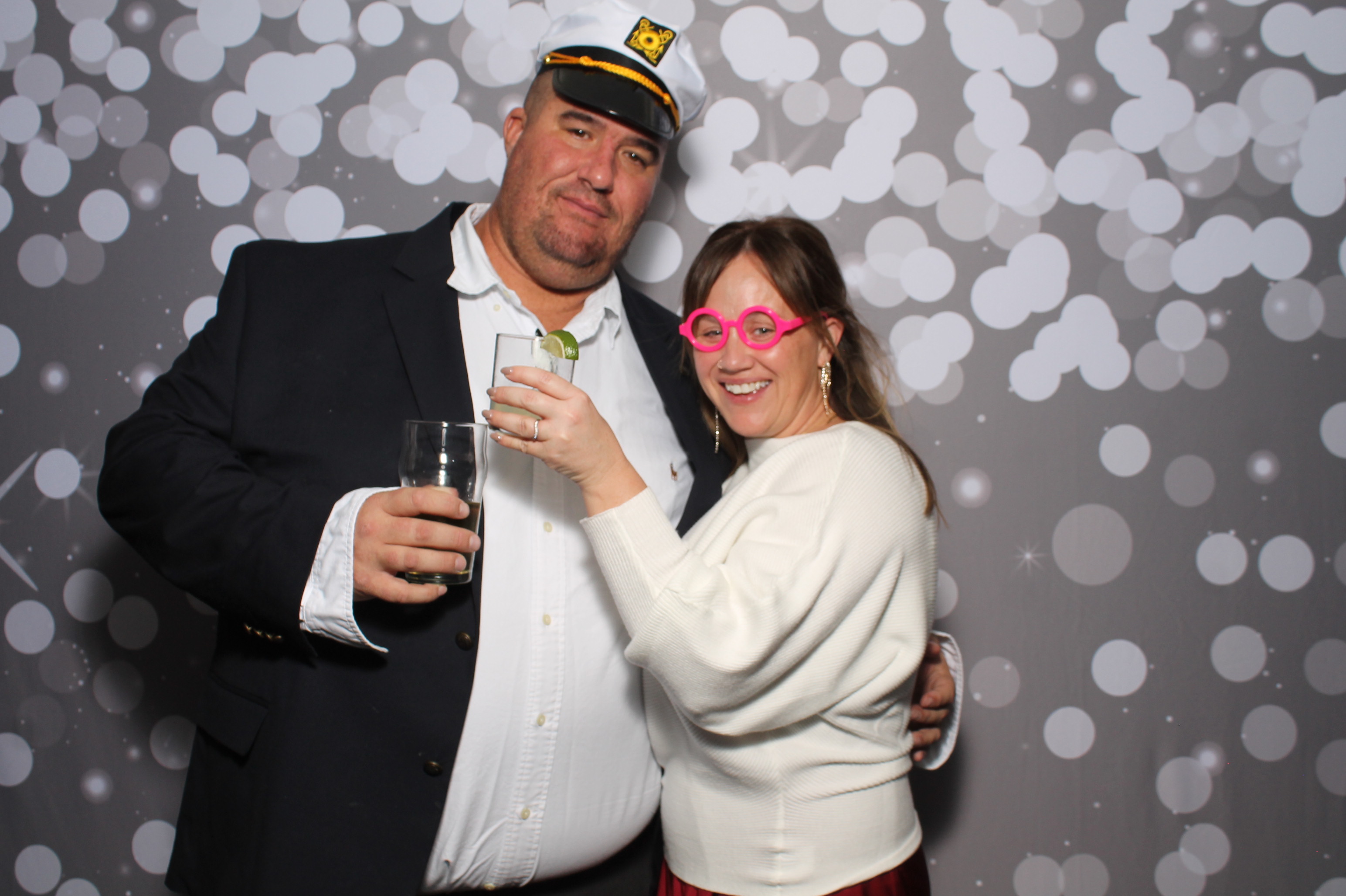American Sound & Electronics | View more photos from the event at gallery.photoboothcincy.com/u/PhotoBoothCincy/American-Sound-Electronics