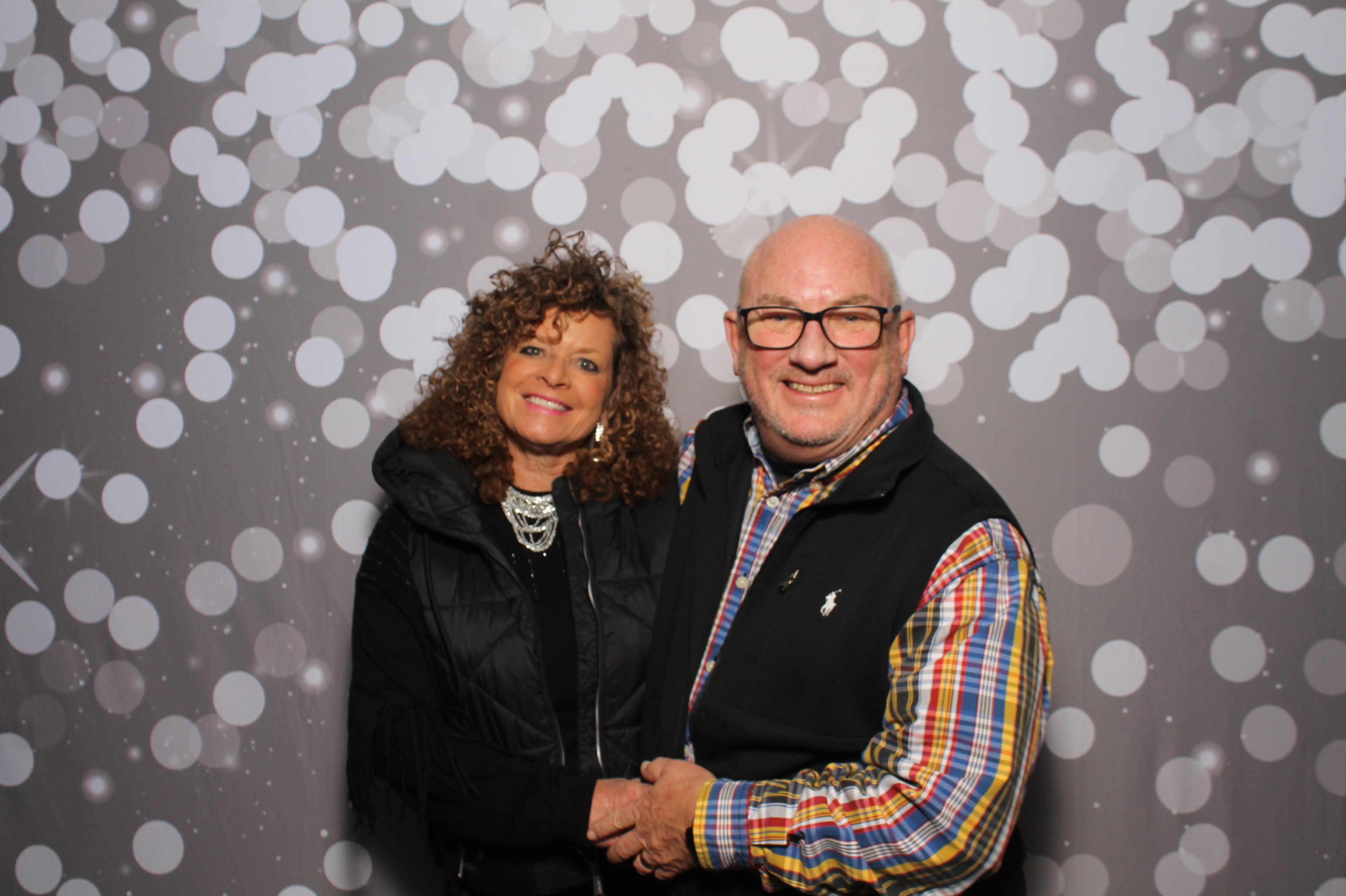 American Sound & Electronics | View more photos from the event at gallery.photoboothcincy.com/u/PhotoBoothCincy/American-Sound-Electronics