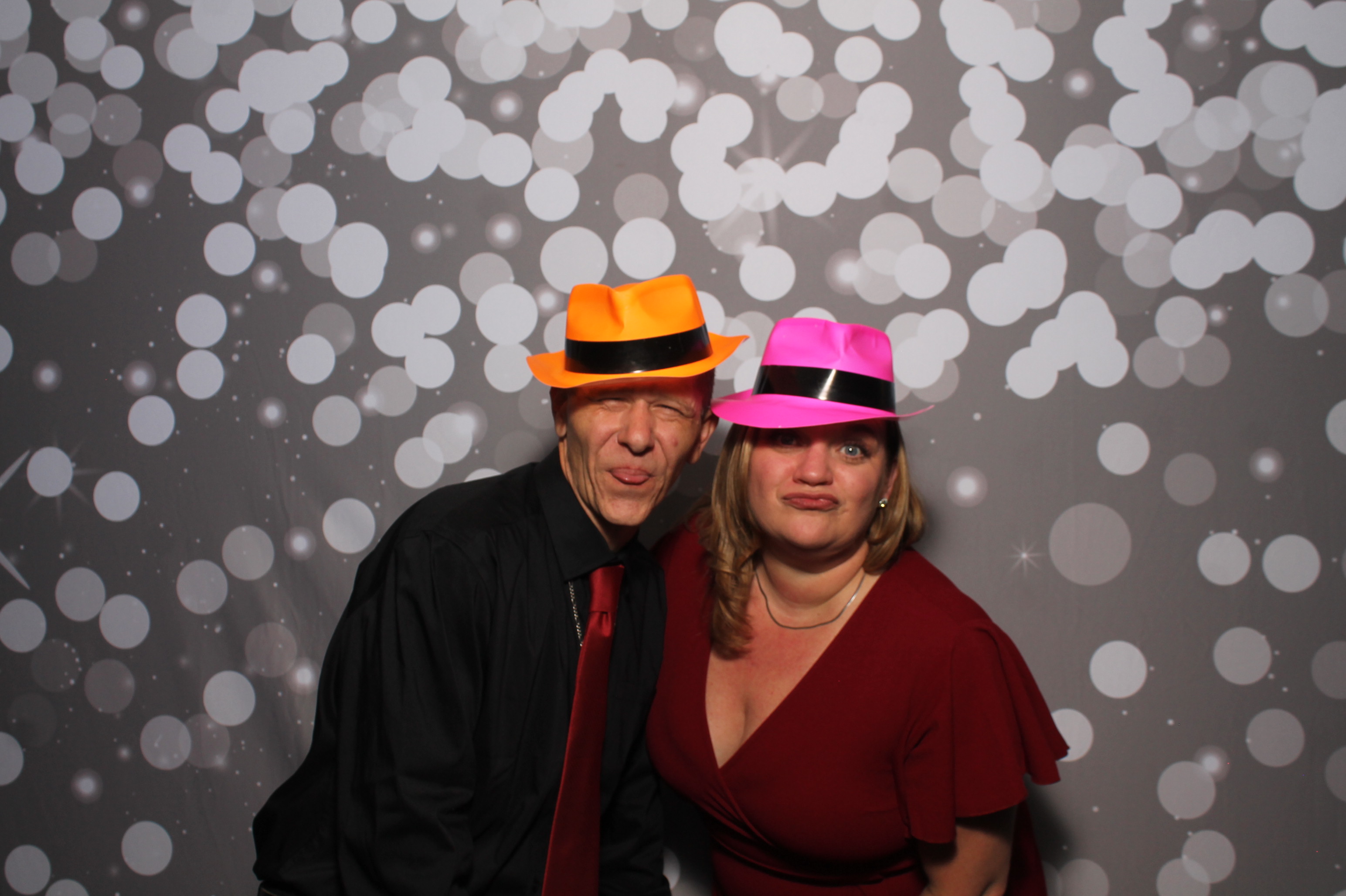 American Sound & Electronics | View more photos from the event at gallery.photoboothcincy.com/u/PhotoBoothCincy/American-Sound-Electronics