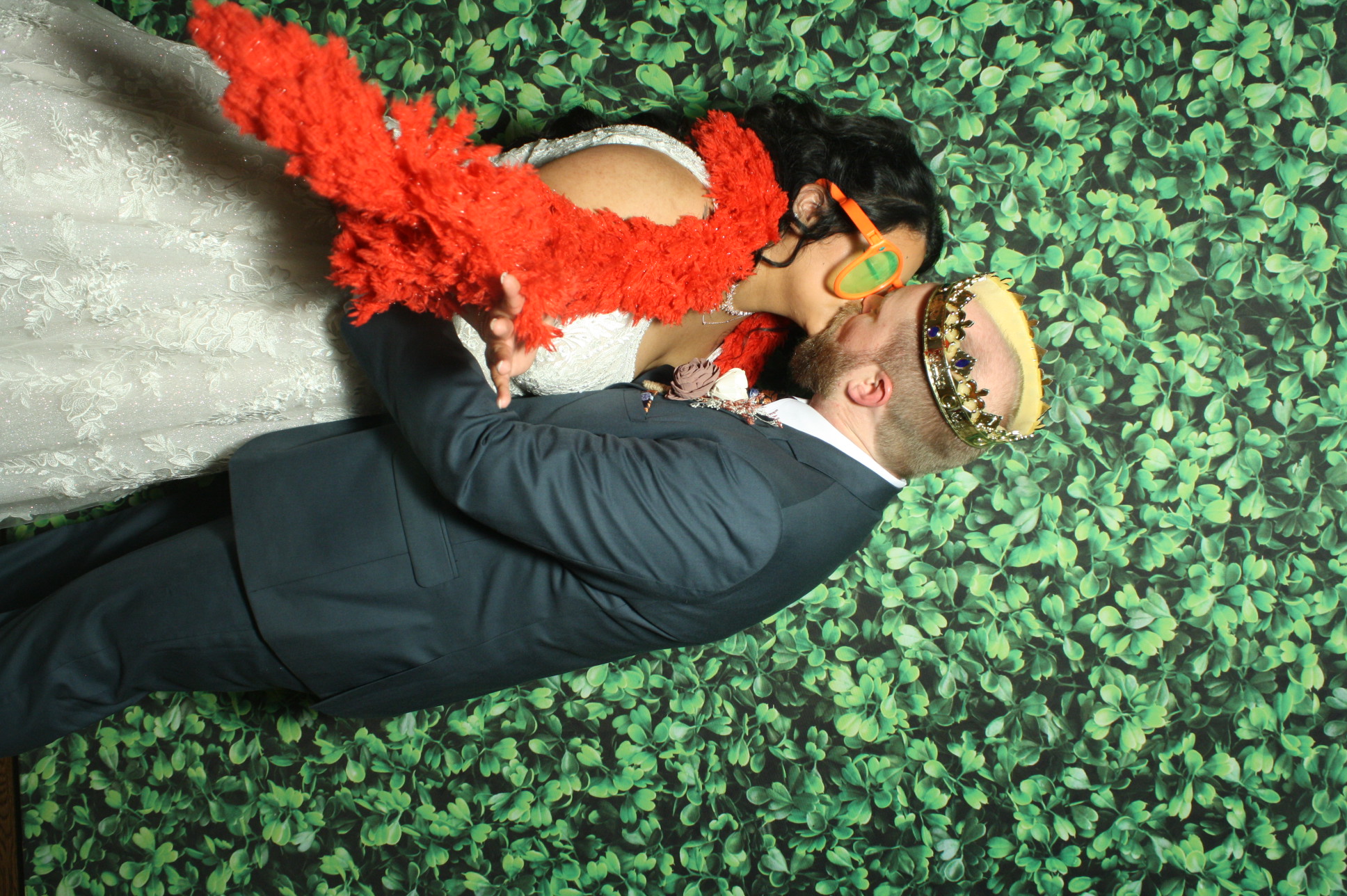 Annmarie & Jason | View more photos from the event at gallery.photoboothcincy.com/u/PhotoBoothCincy/Annmarie-Jason