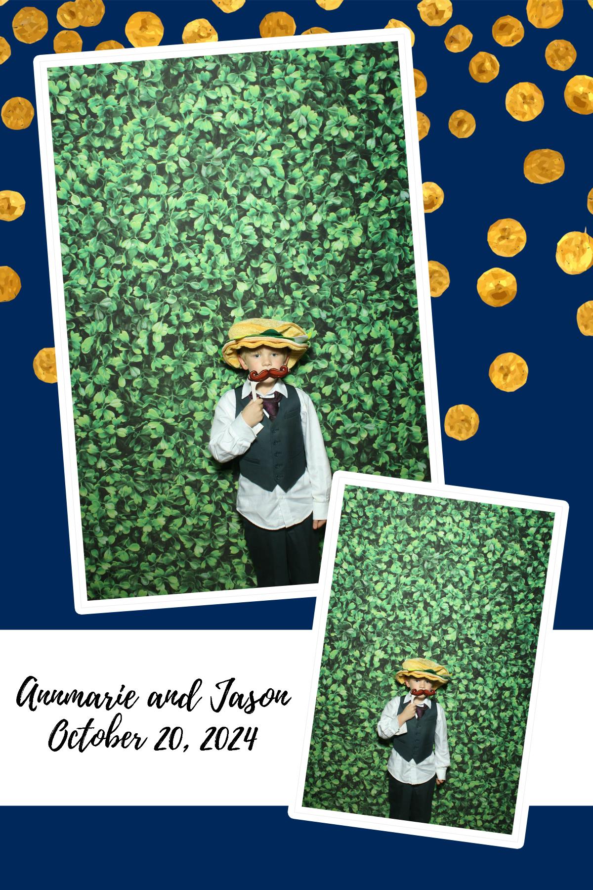 Annmarie & Jason | View more photos from the event at gallery.photoboothcincy.com/u/PhotoBoothCincy/Annmarie-Jason