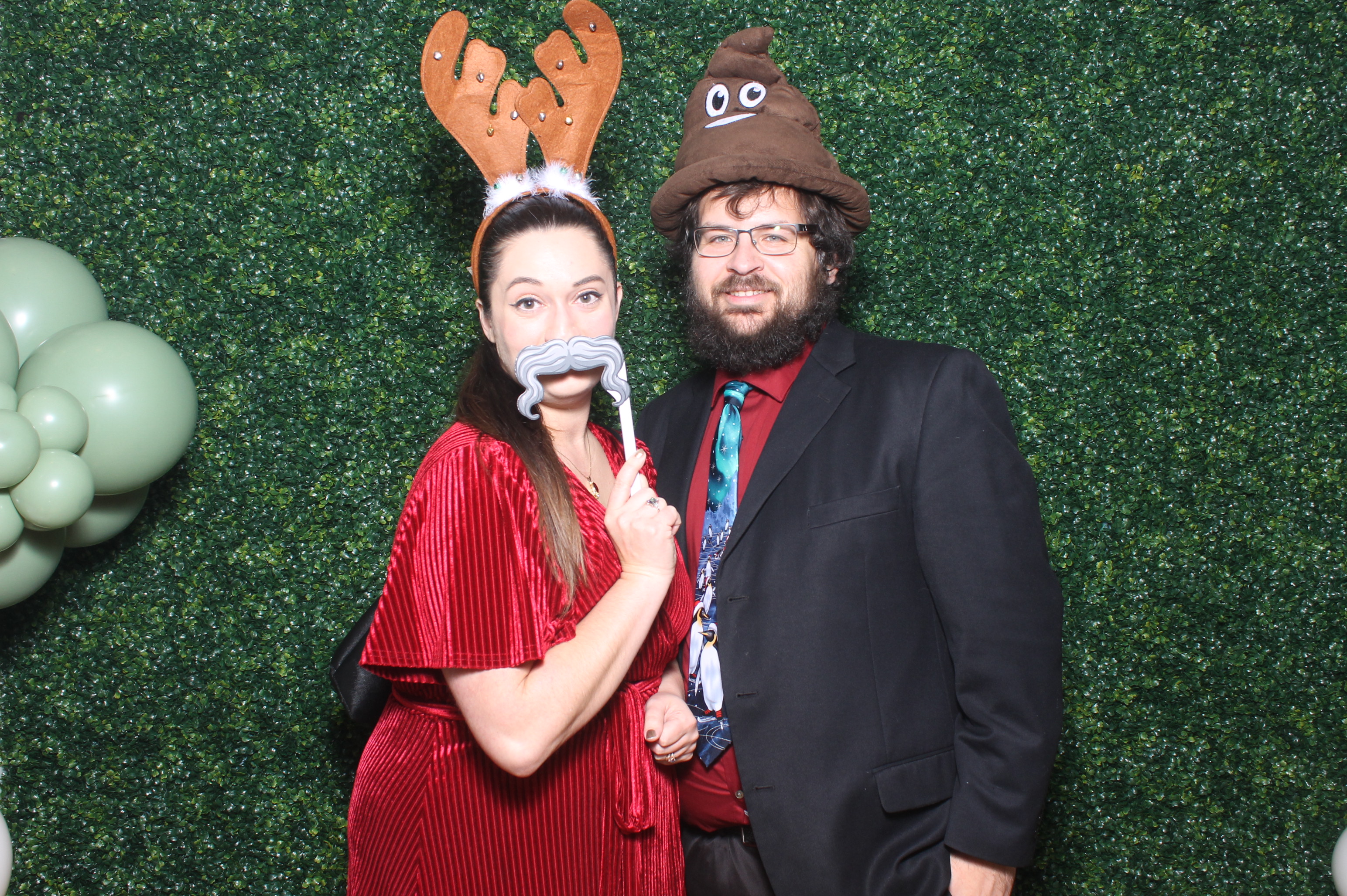 Benchmark Gensuite Year End Party 2024 | View more photos from the event at gallery.photoboothcincy.com/u/PhotoBoothCincy/Benchmark-Gensuite-Year-End-Party-2024