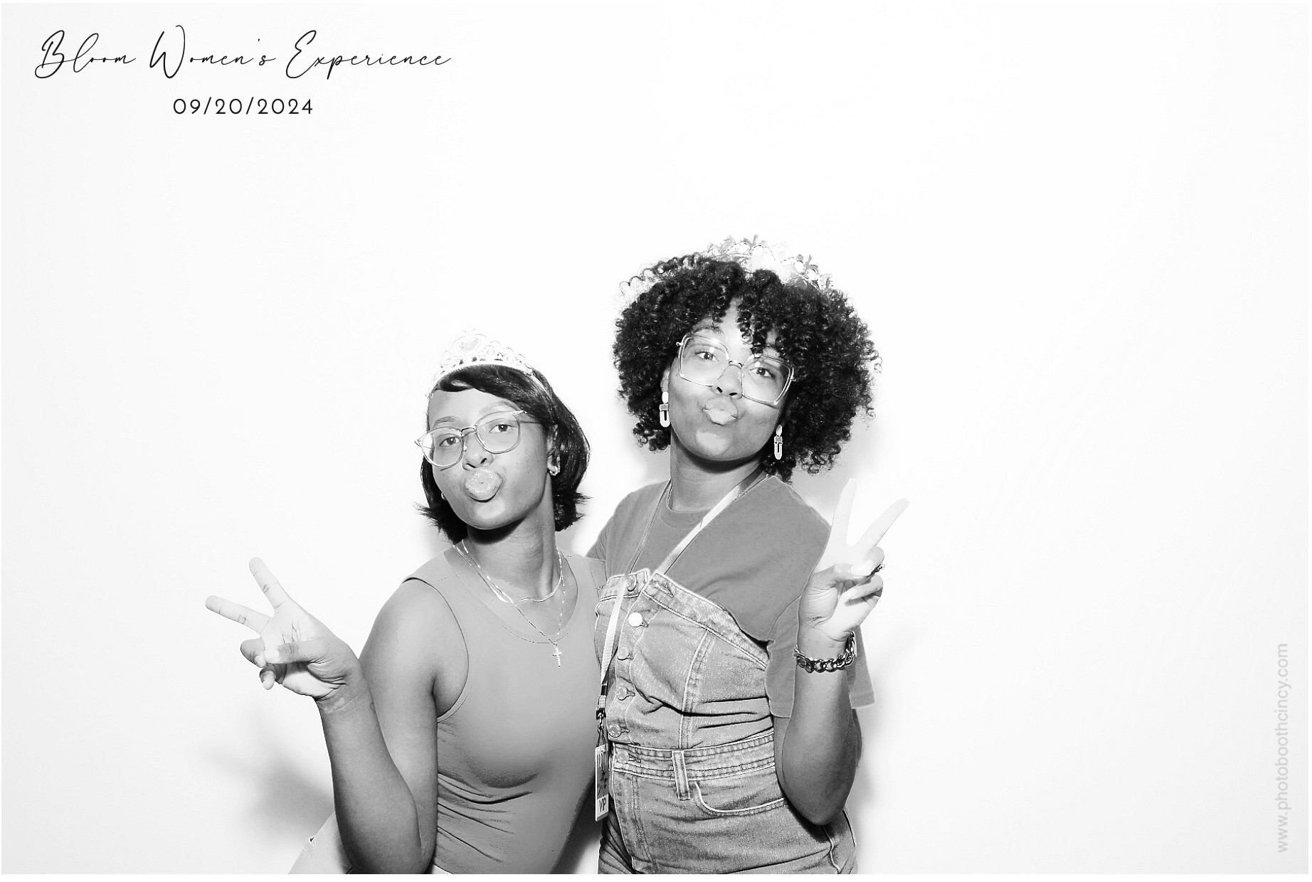 Bloom Women's Conference | View more photos from the event at gallery.photoboothcincy.com/u/PhotoBoothCincy/Bloom-Womens-Conference
