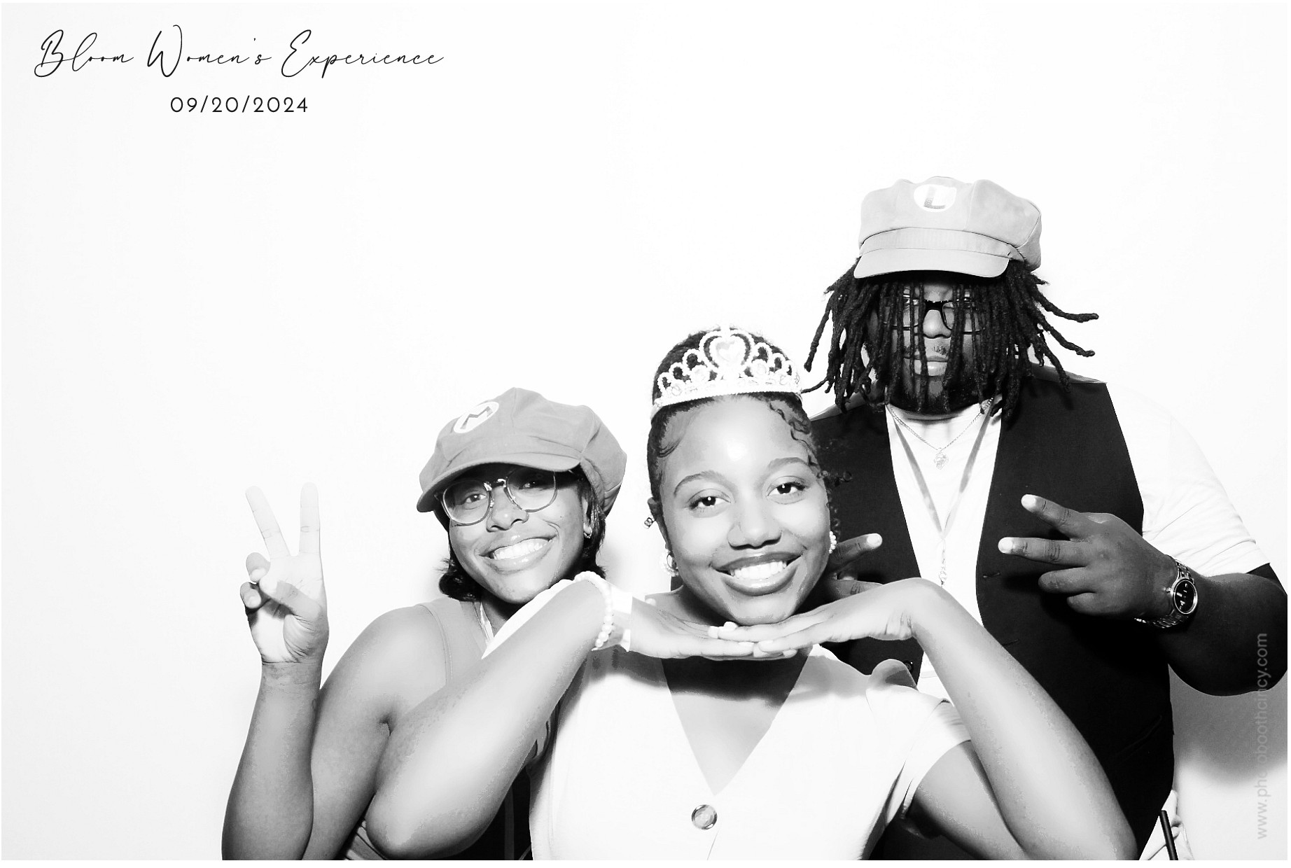 Bloom Women's Conference | View more photos from the event at gallery.photoboothcincy.com/u/PhotoBoothCincy/Bloom-Womens-Conference