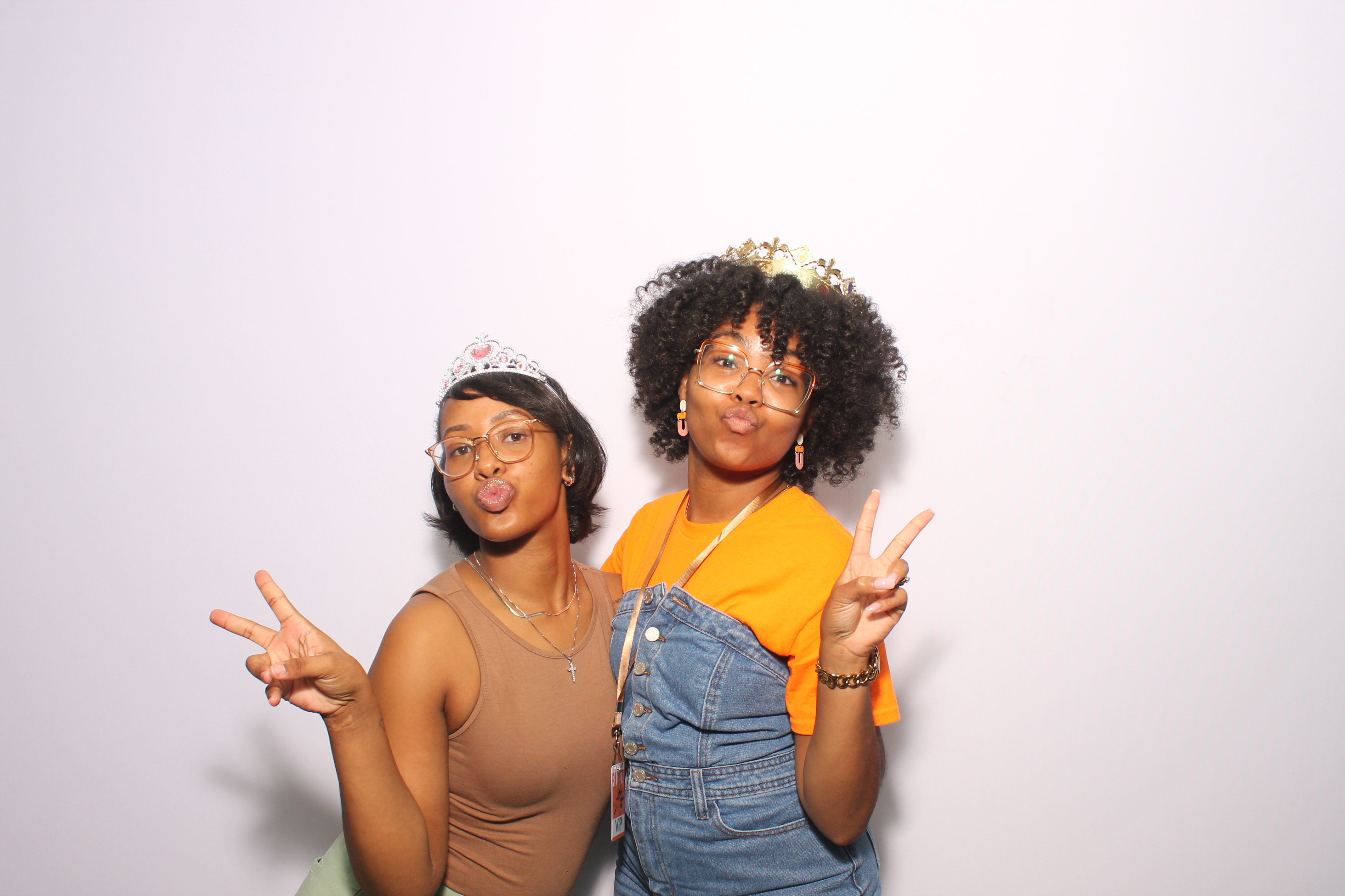 Bloom Women's Conference | View more photos from the event at gallery.photoboothcincy.com/u/PhotoBoothCincy/Bloom-Womens-Conference