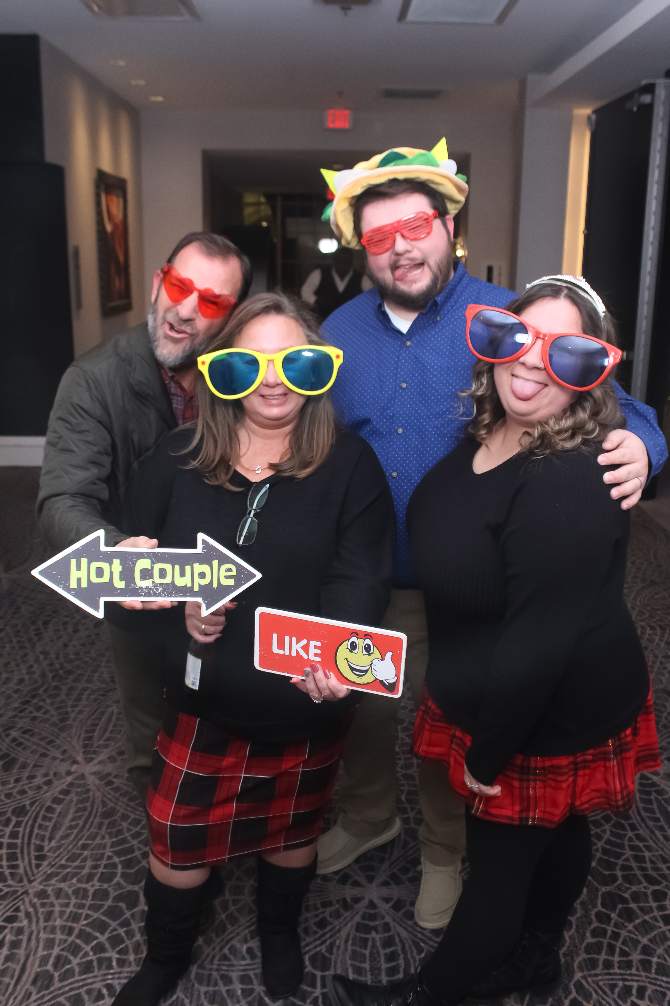 Blue Star Holiday Party | View more photos from the event at gallery.photoboothcincy.com/u/PhotoBoothCincy/Blue-Star-Holiday-Party