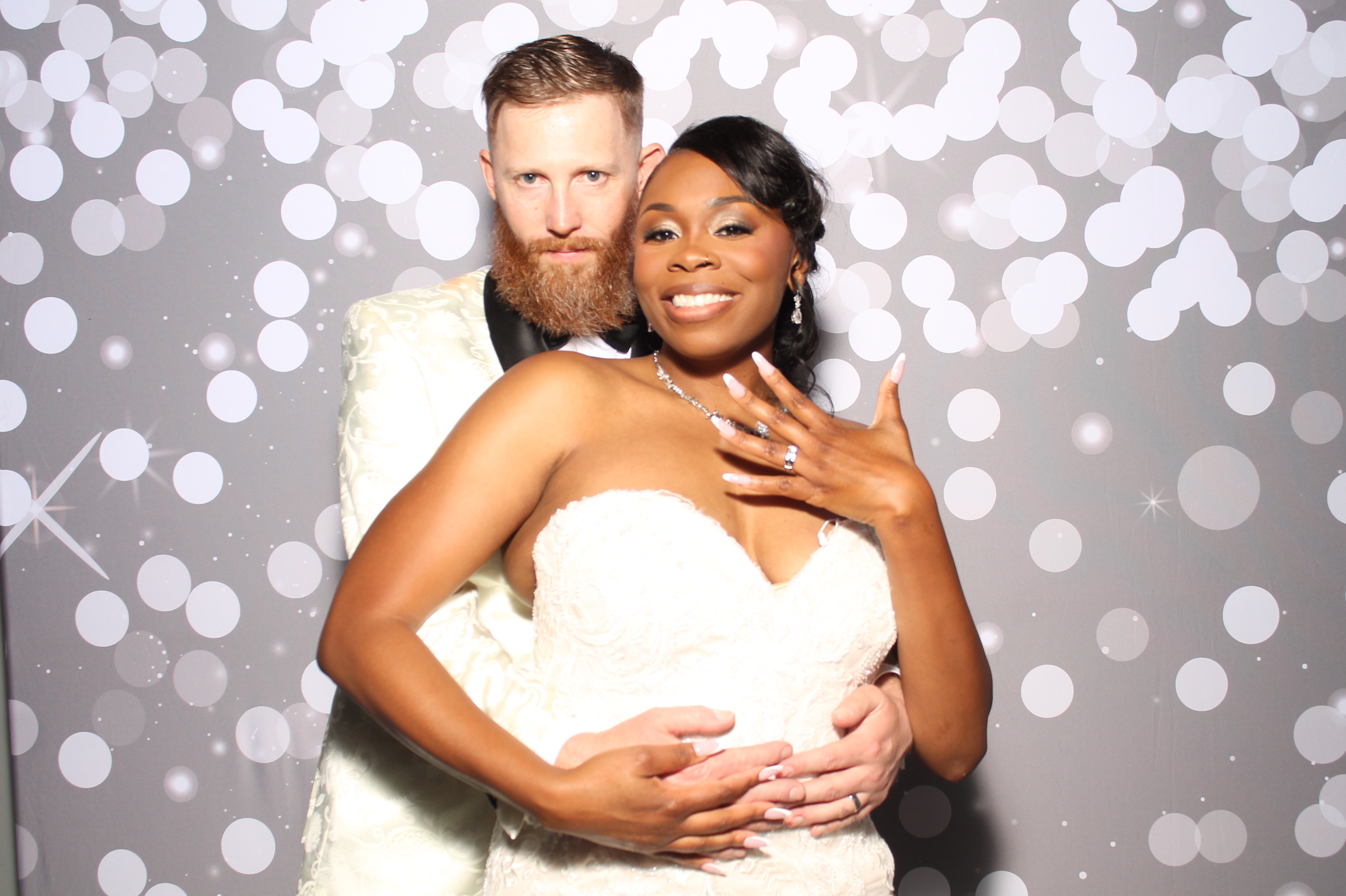 Bodkin's Wedding | View more photos from the event at gallery.photoboothcincy.com/u/PhotoBoothCincy/Bodkins-Wedding