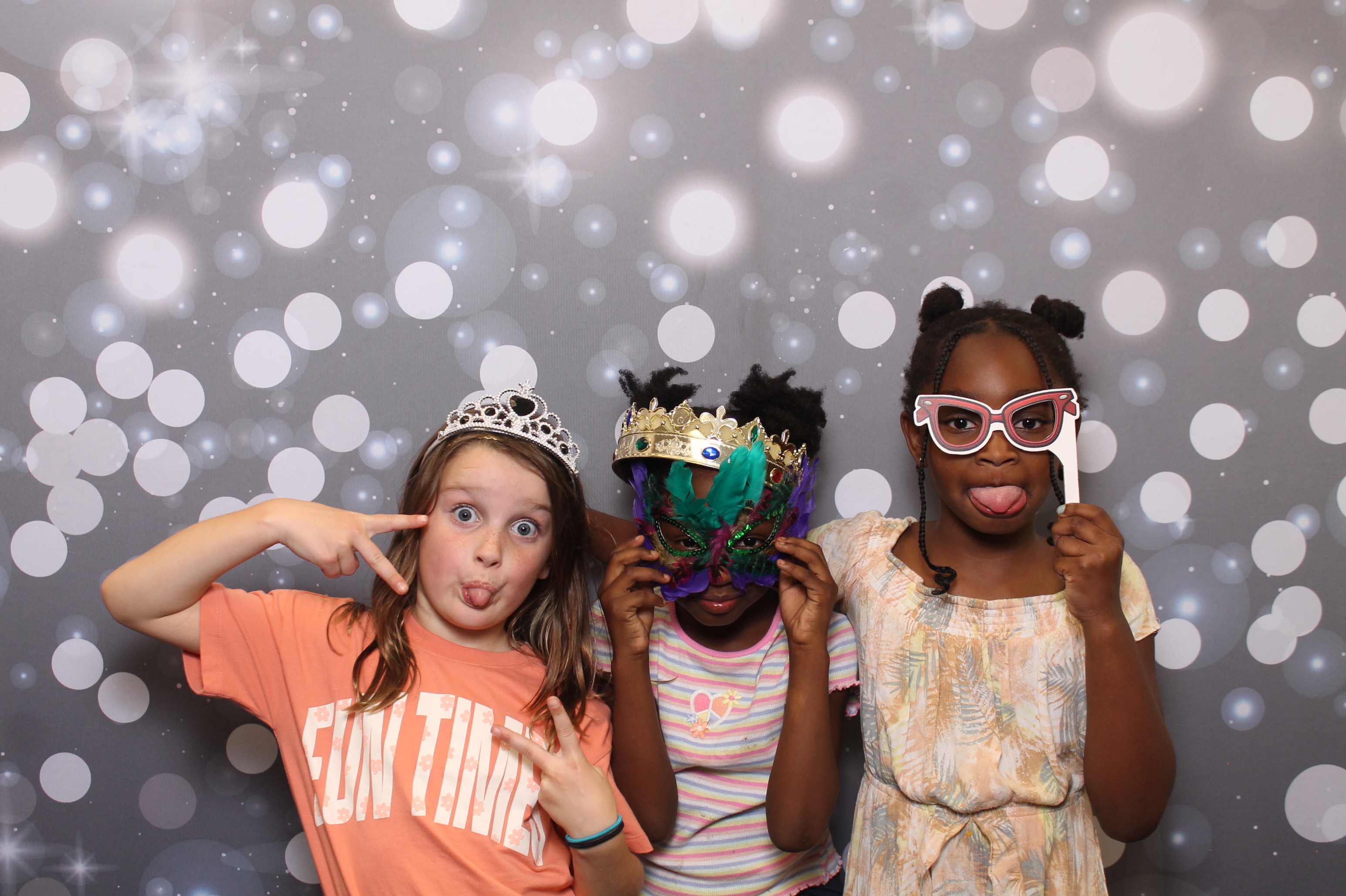 Bonfire Bash | View more photos from the event at gallery.photoboothcincy.com/u/PhotoBoothCincy/Bonfire-Bash