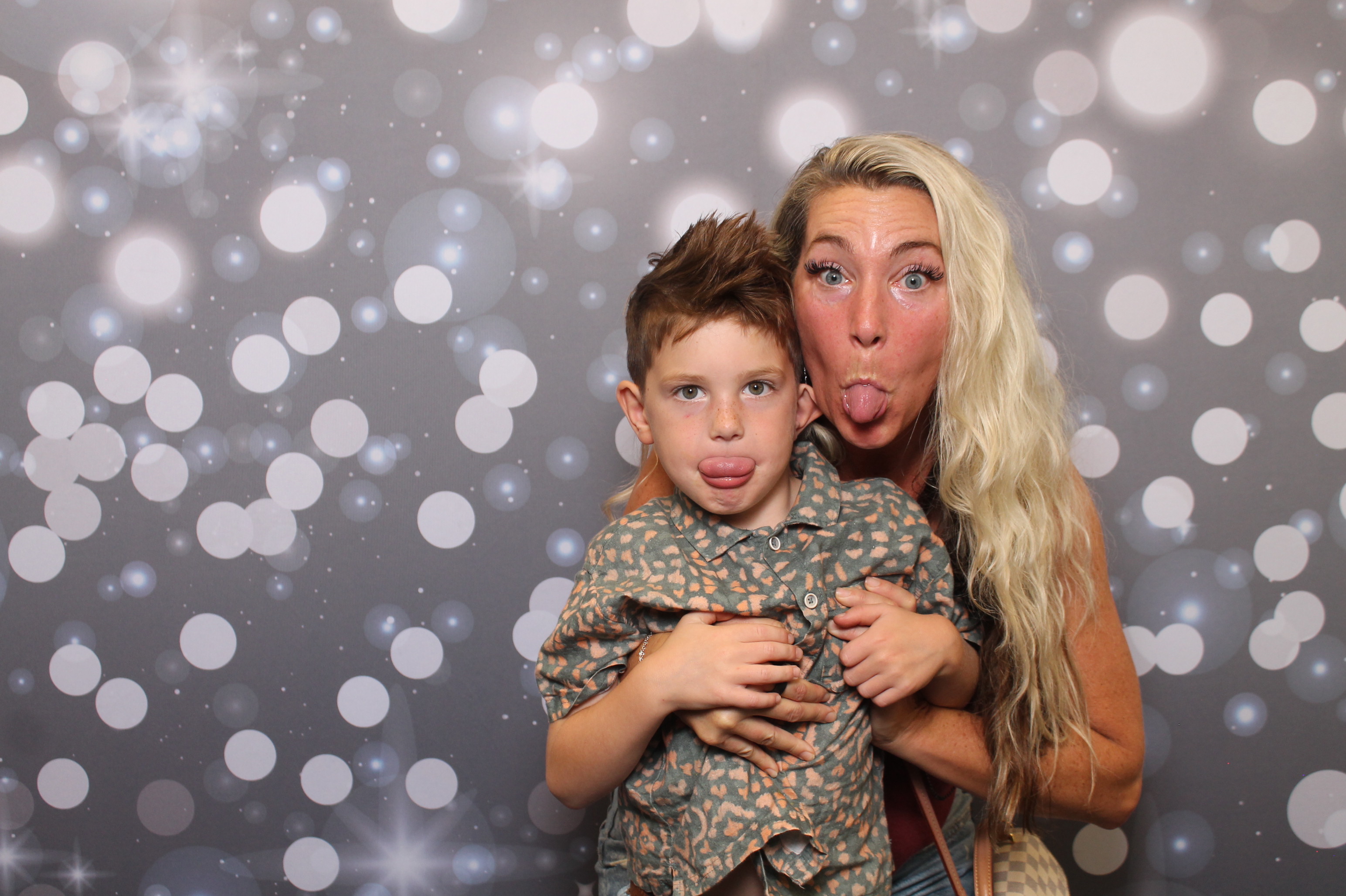 Bonfire Bash | View more photos from the event at gallery.photoboothcincy.com/u/PhotoBoothCincy/Bonfire-Bash
