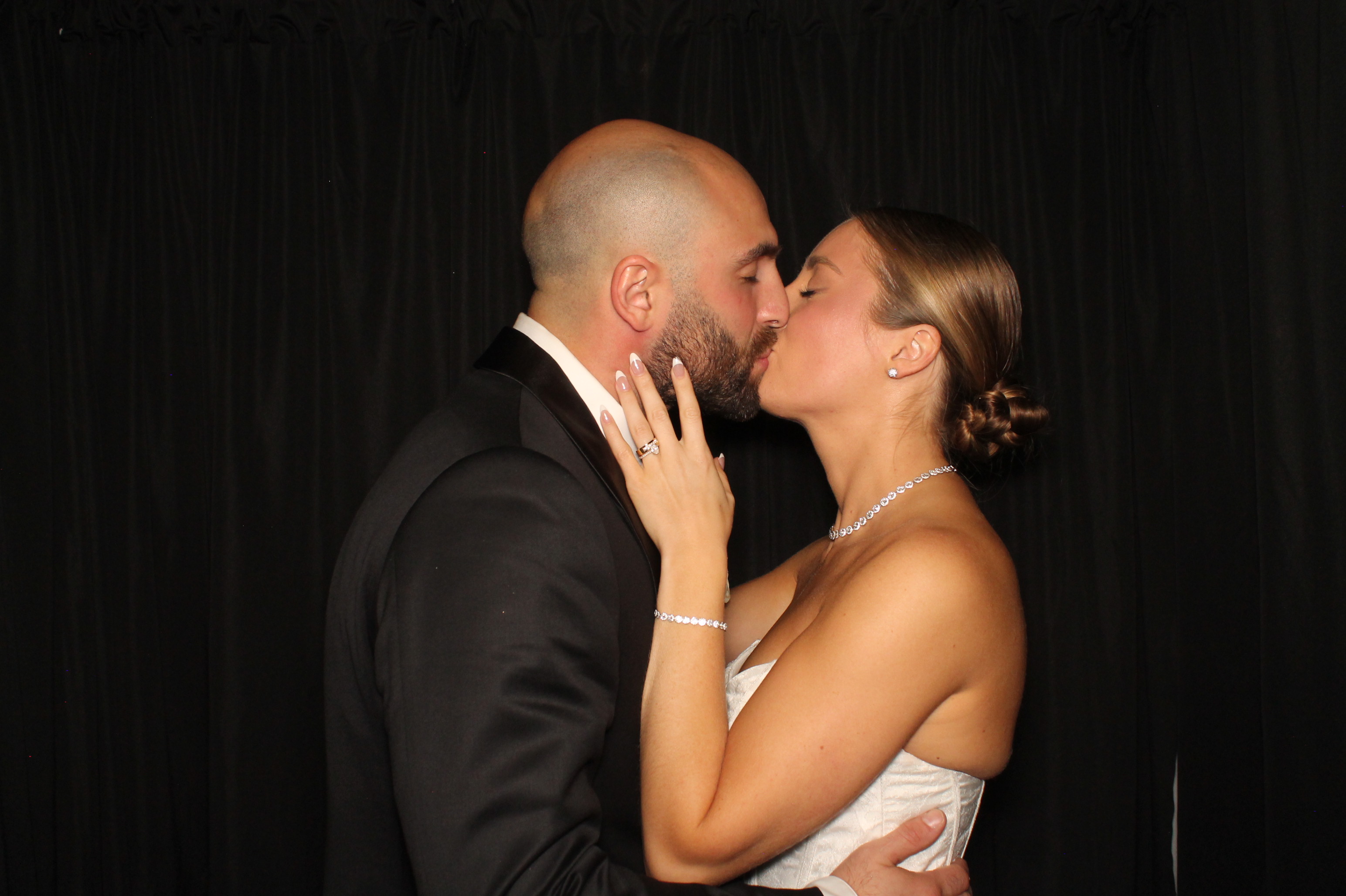 Brianna Hensley Reception | View more photos from the event at gallery.photoboothcincy.com/u/PhotoBoothCincy/Brianna-Hensley-Reception