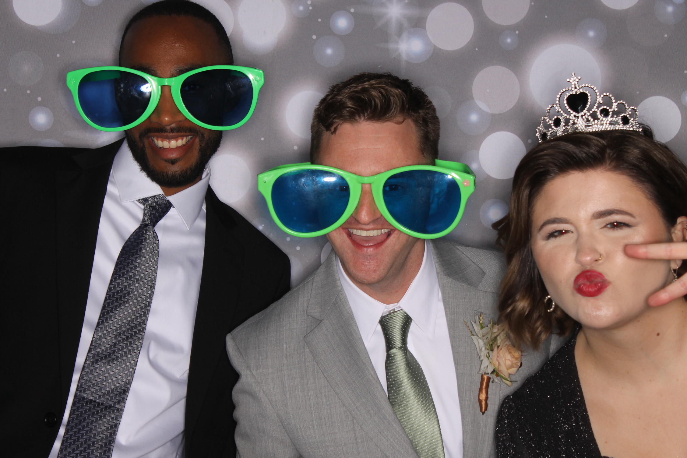 Brook & John's Wedding | View more photos from the event at gallery.photoboothcincy.com/u/PhotoBoothCincy/Brook-Johns-Wedding