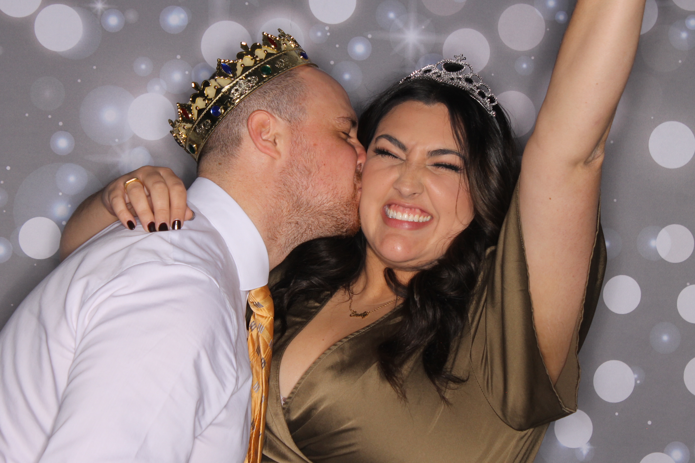 Brook & John's Wedding | View more photos from the event at gallery.photoboothcincy.com/u/PhotoBoothCincy/Brook-Johns-Wedding