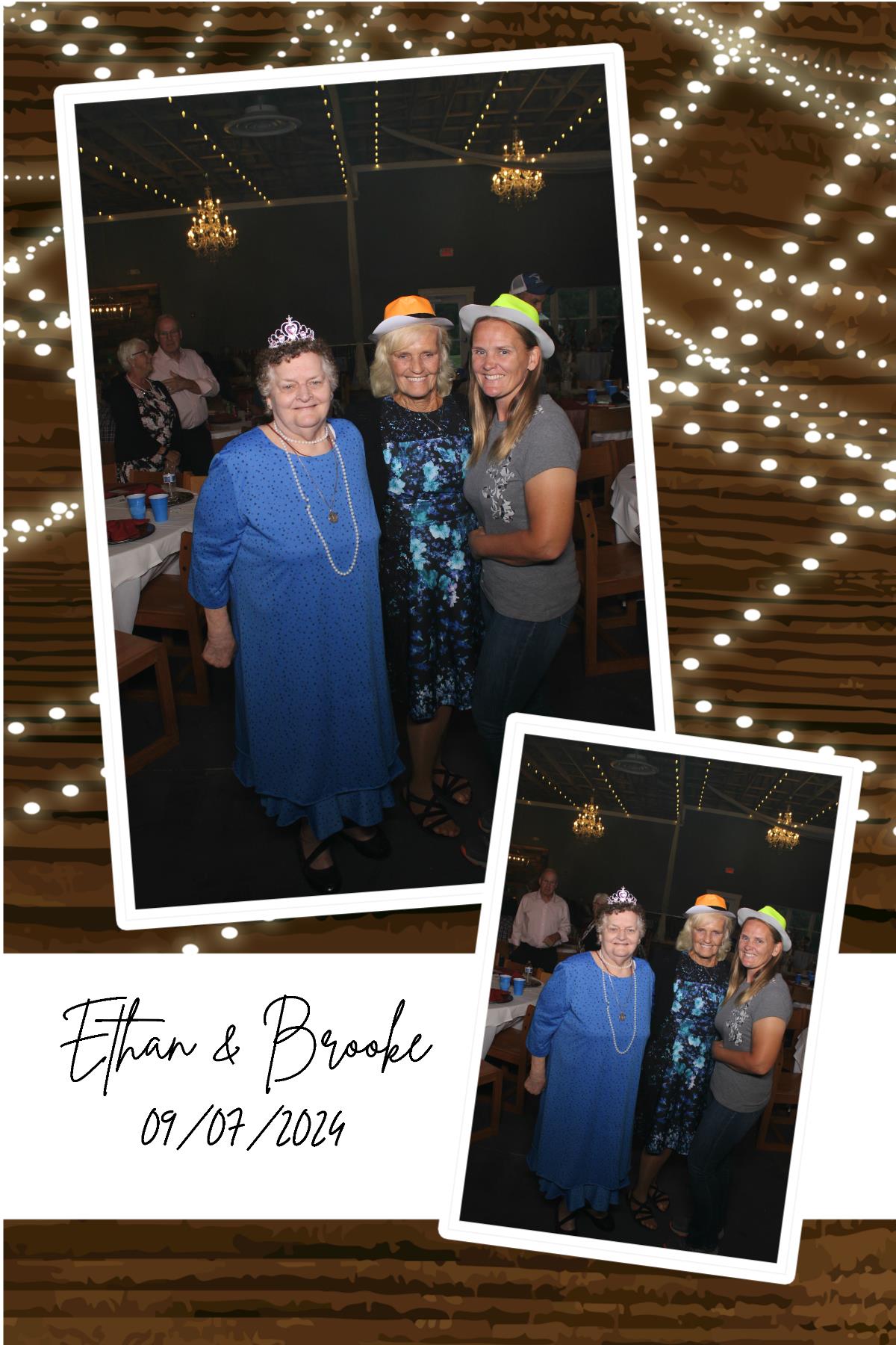 Brooke & Ethan | View more photos from the event at gallery.photoboothcincy.com/u/PhotoBoothCincy/Brooke-Ethan