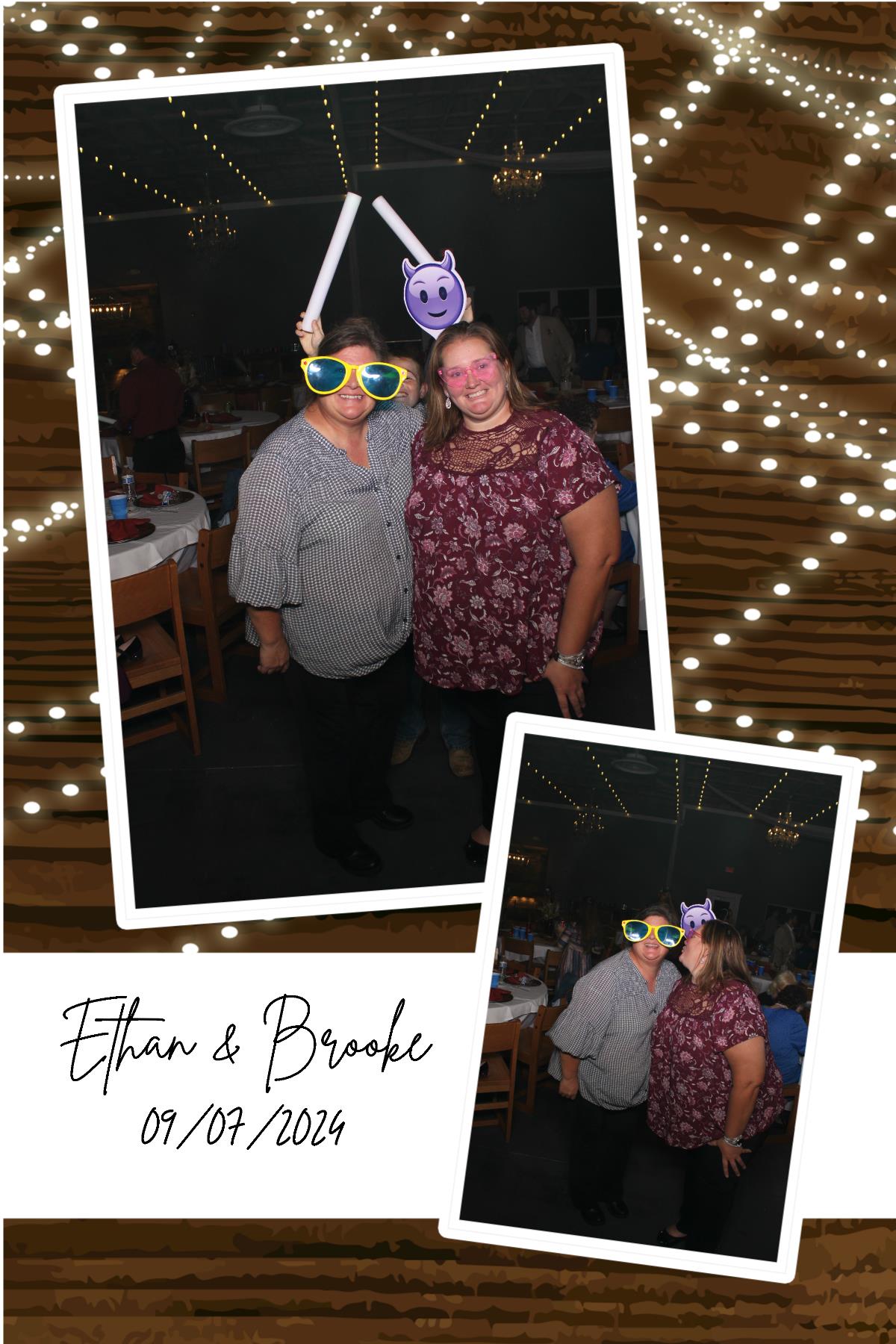 Brooke & Ethan | View more photos from the event at gallery.photoboothcincy.com/u/PhotoBoothCincy/Brooke-Ethan