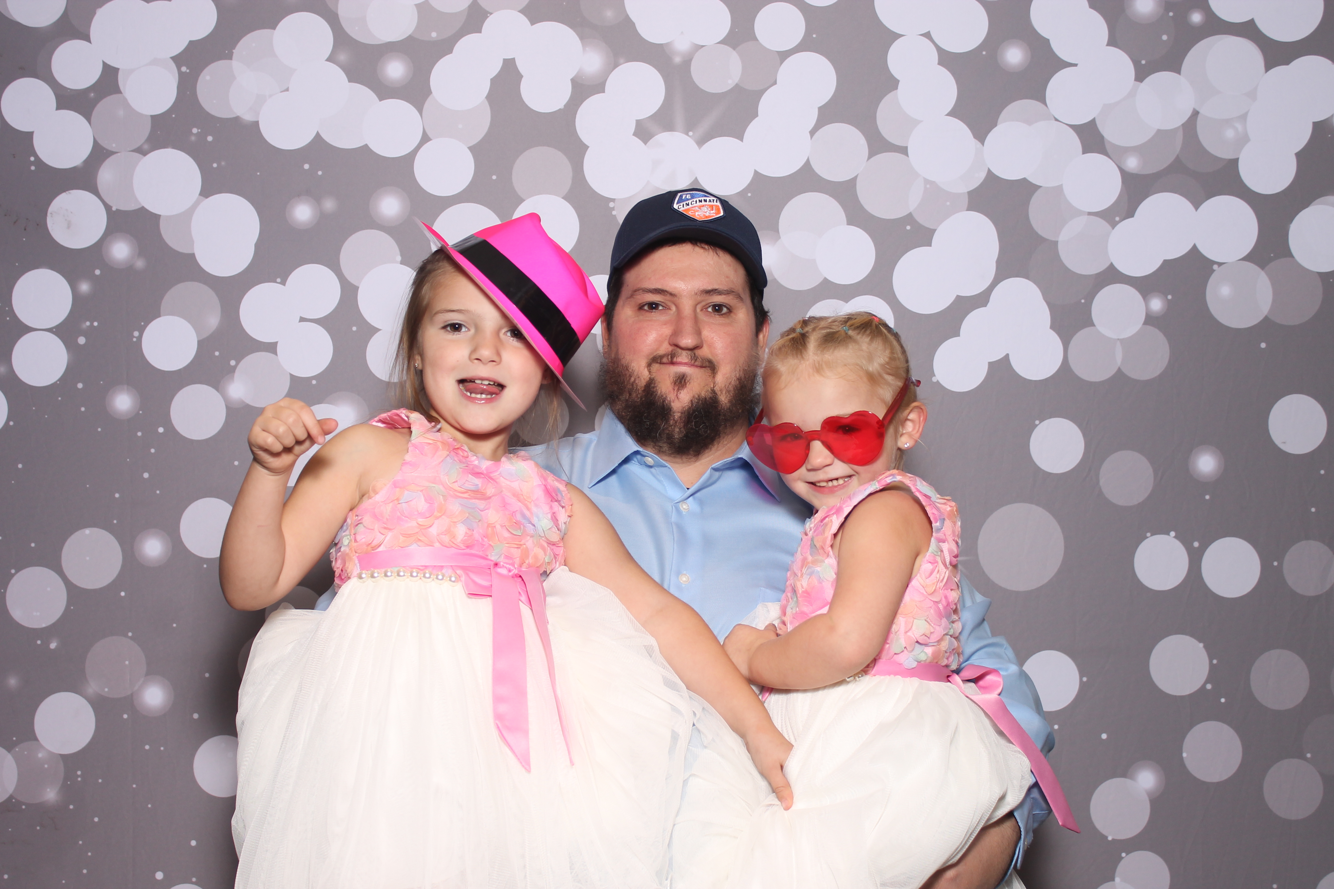 Brooks Wedding | View more photos from the event at gallery.photoboothcincy.com/u/PhotoBoothCincy/Brooks-Wedding