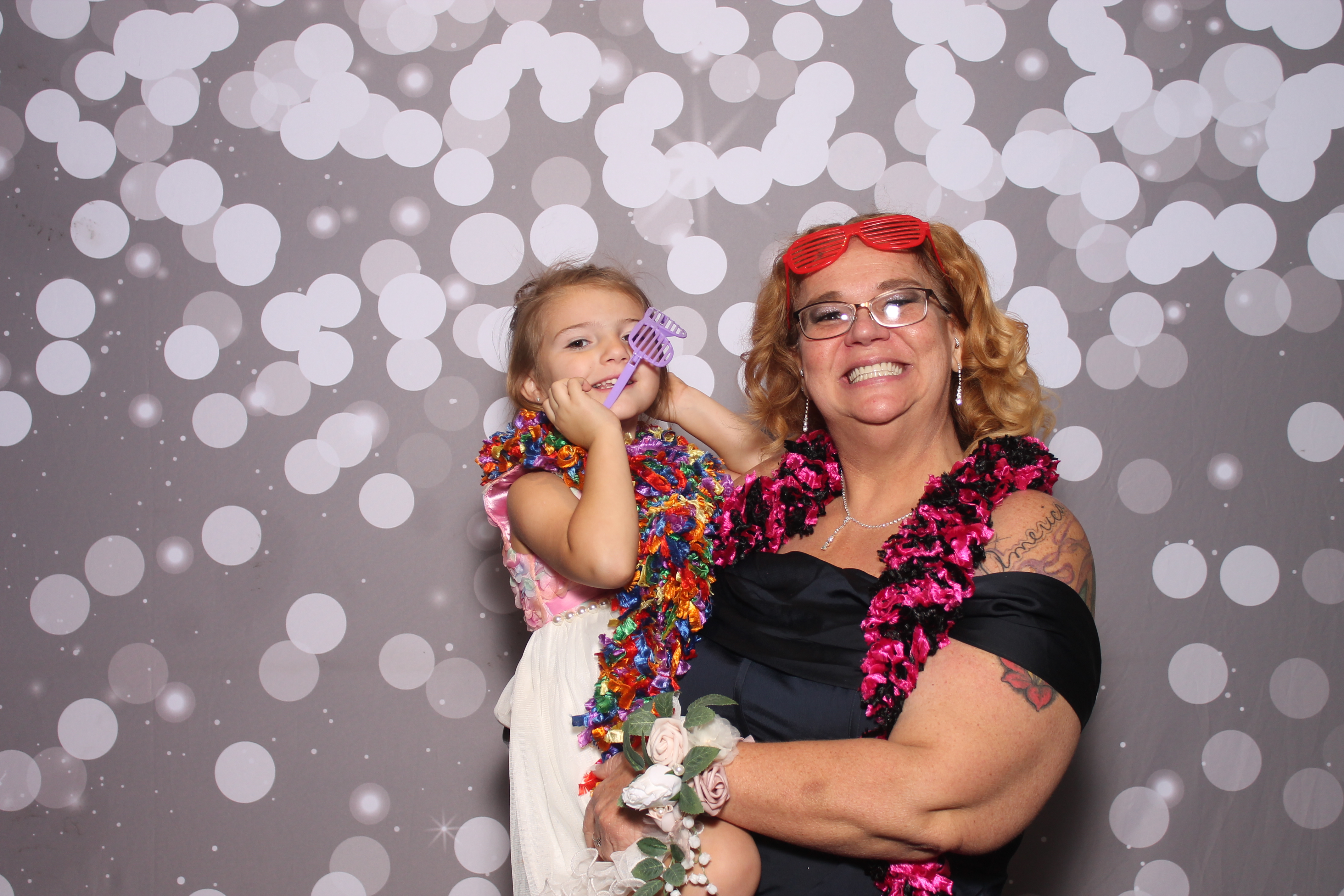 Brooks Wedding | View more photos from the event at gallery.photoboothcincy.com/u/PhotoBoothCincy/Brooks-Wedding