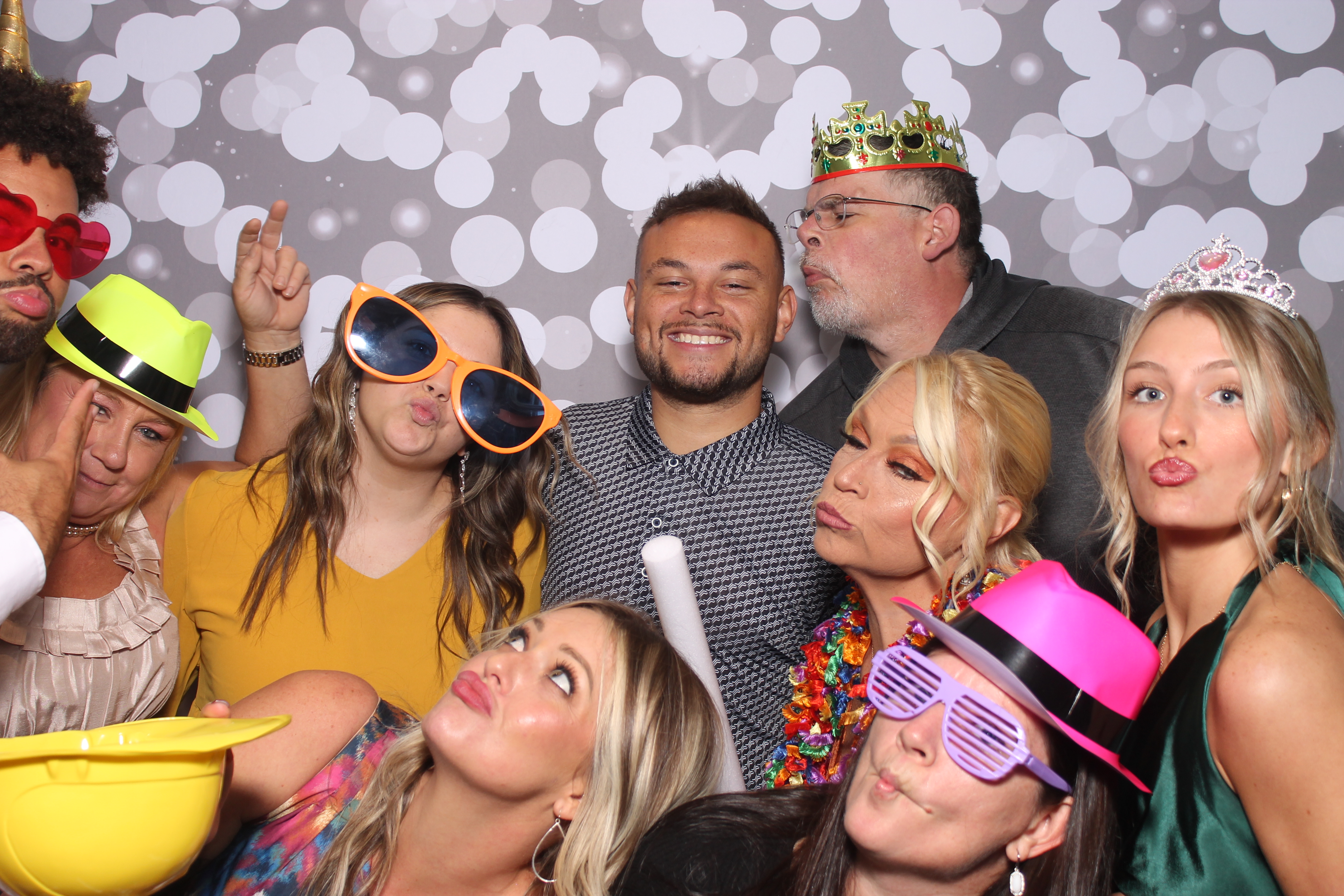 Brooks Wedding | View more photos from the event at gallery.photoboothcincy.com/u/PhotoBoothCincy/Brooks-Wedding