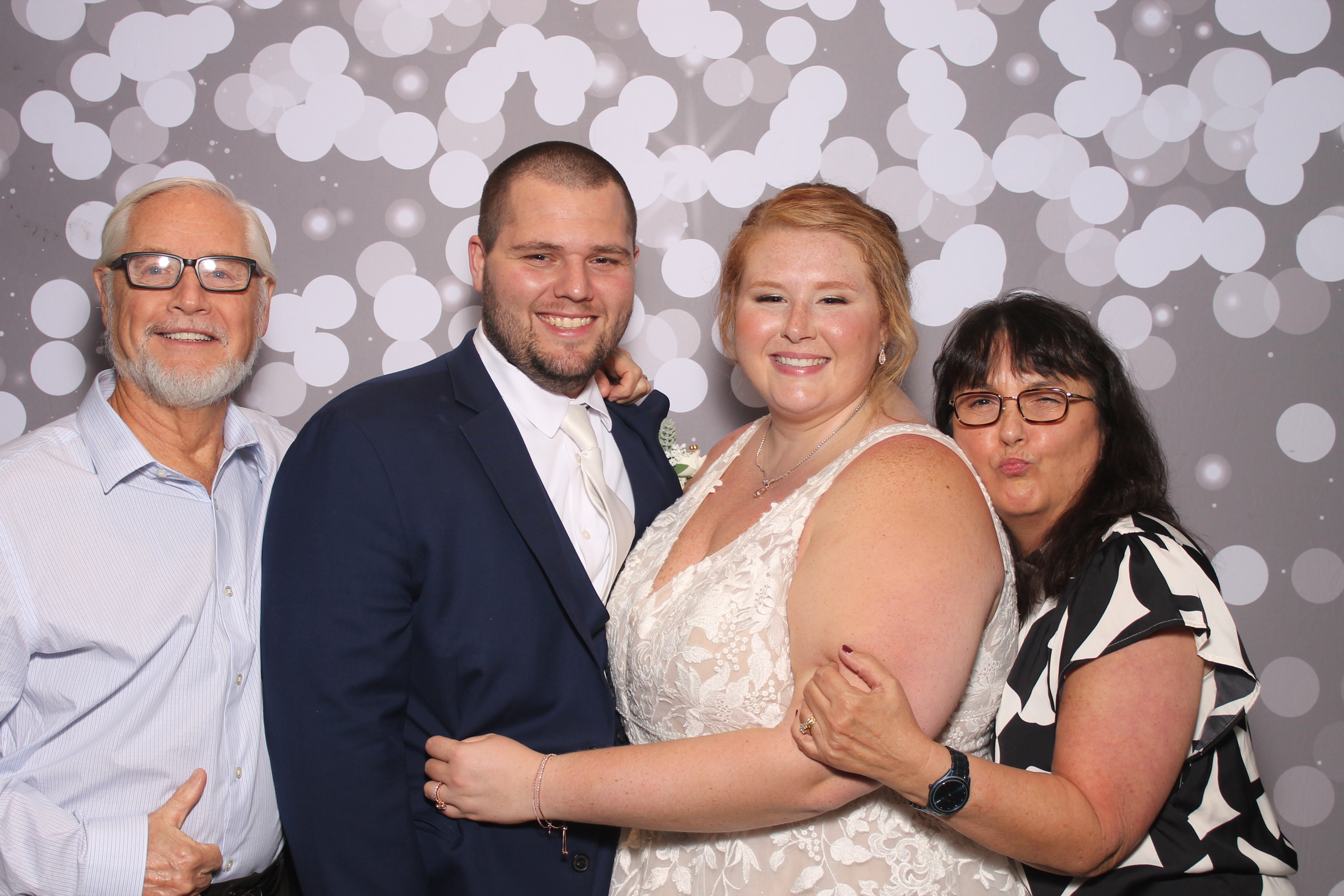 Brooks Wedding | View more photos from the event at gallery.photoboothcincy.com/u/PhotoBoothCincy/Brooks-Wedding