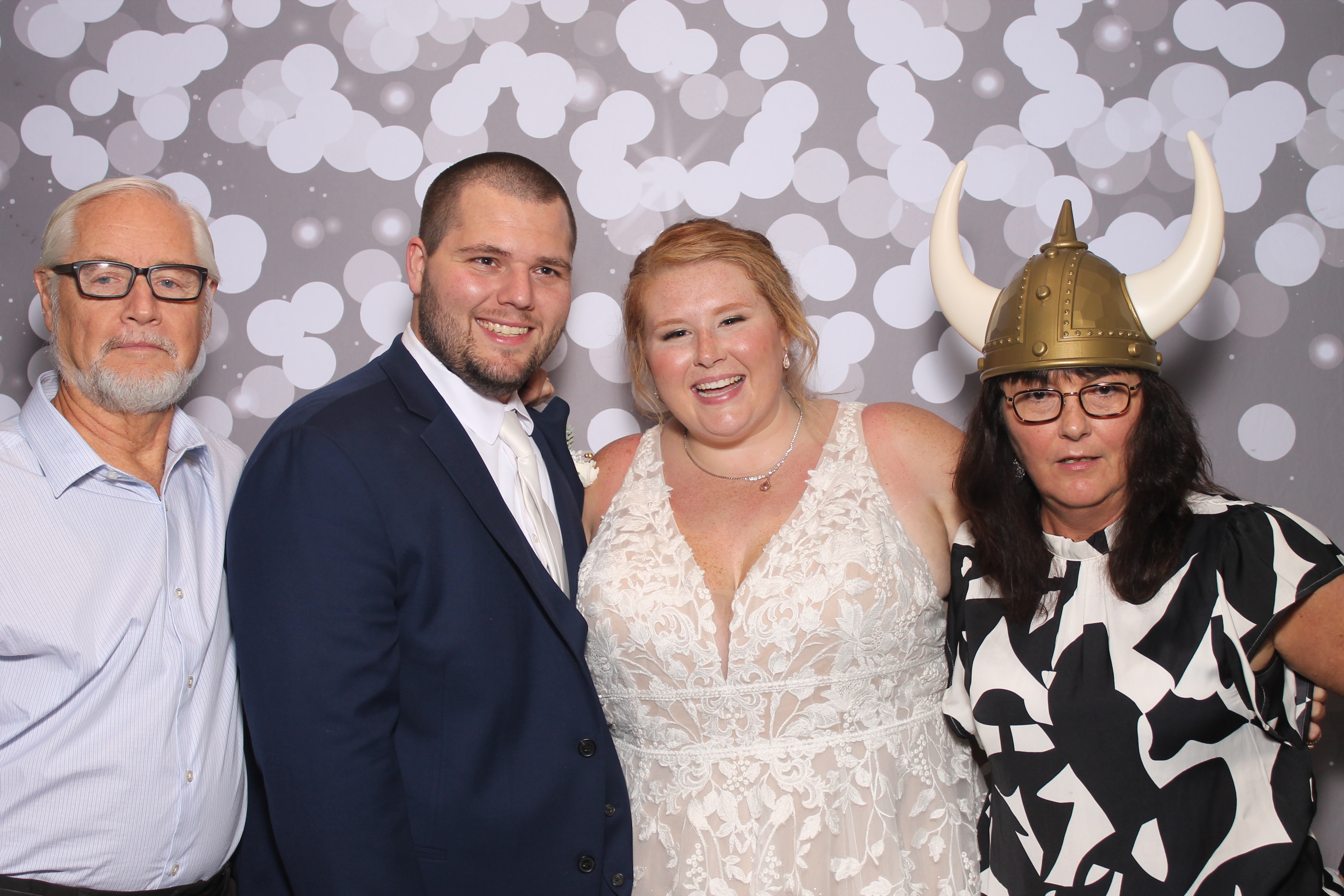 Brooks Wedding | View more photos from the event at gallery.photoboothcincy.com/u/PhotoBoothCincy/Brooks-Wedding
