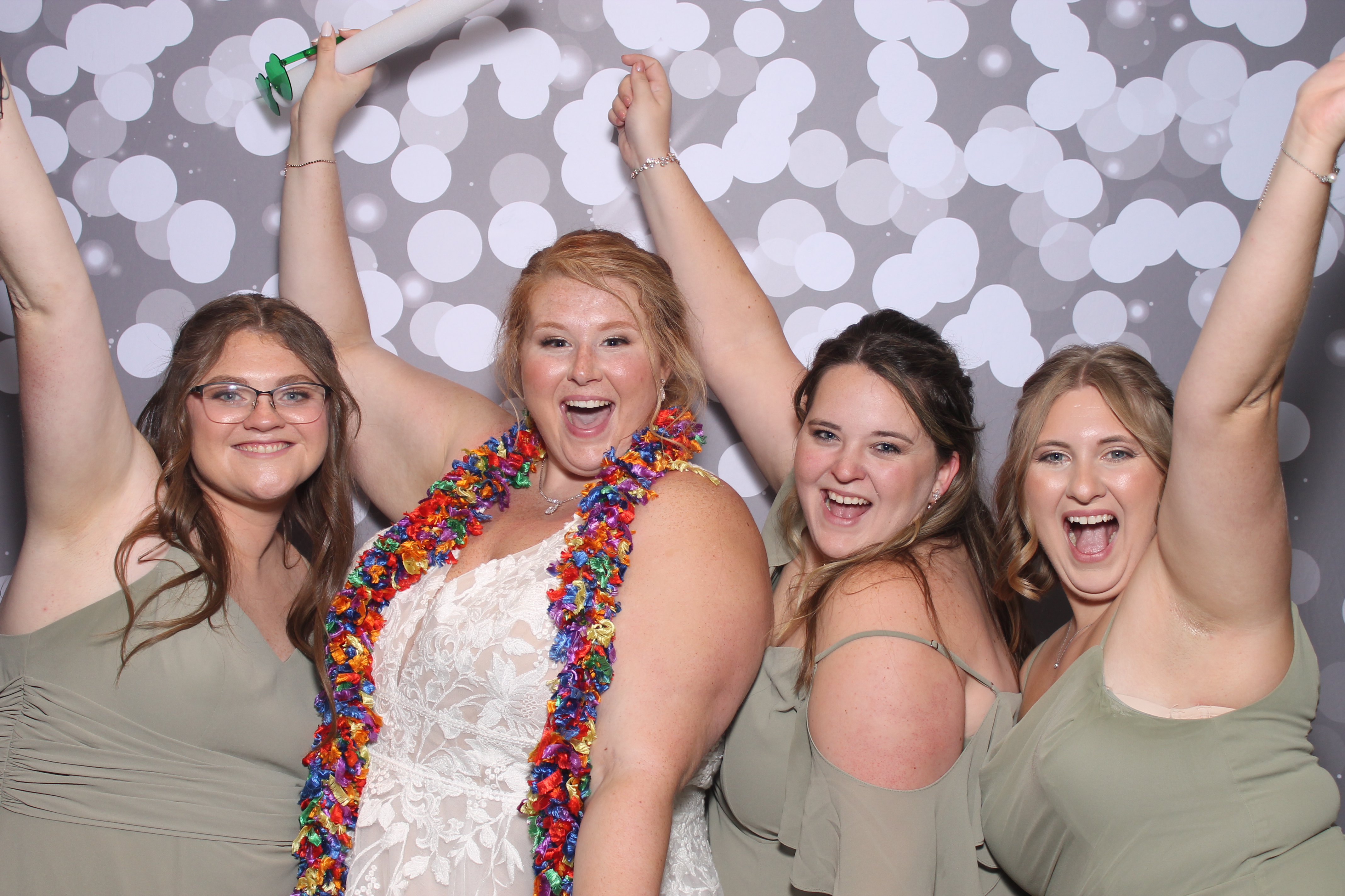 Brooks Wedding | View more photos from the event at gallery.photoboothcincy.com/u/PhotoBoothCincy/Brooks-Wedding