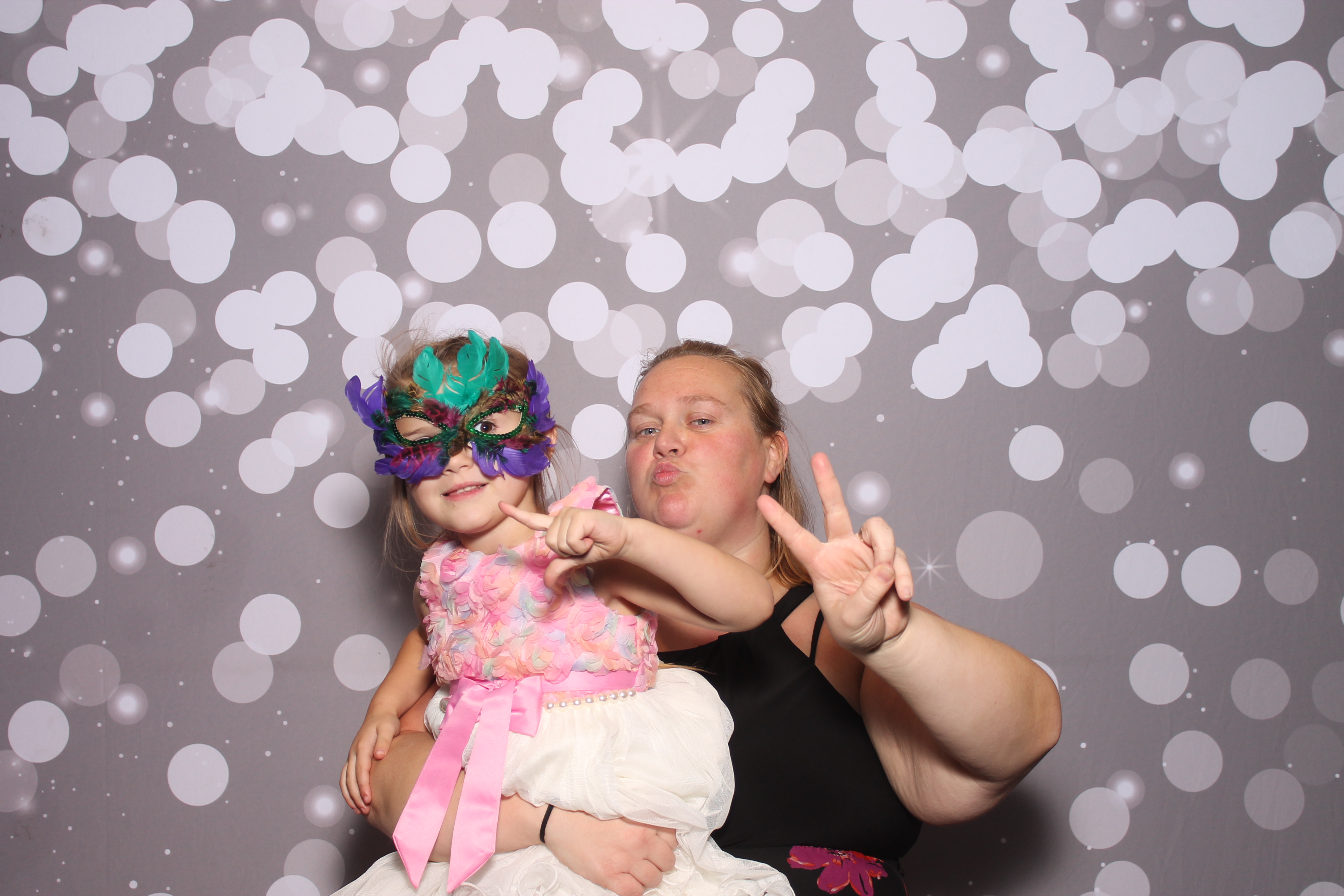 Brooks Wedding | View more photos from the event at gallery.photoboothcincy.com/u/PhotoBoothCincy/Brooks-Wedding