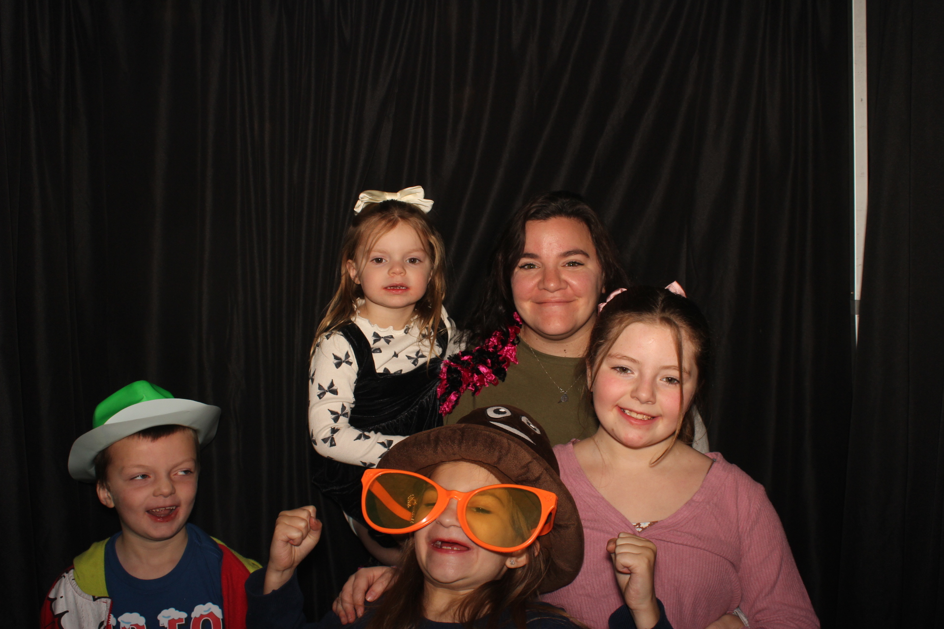 CCi Holiday Party | View more photos from the event at gallery.photoboothcincy.com/u/PhotoBoothCincy/CCi-Holiday-Party-1