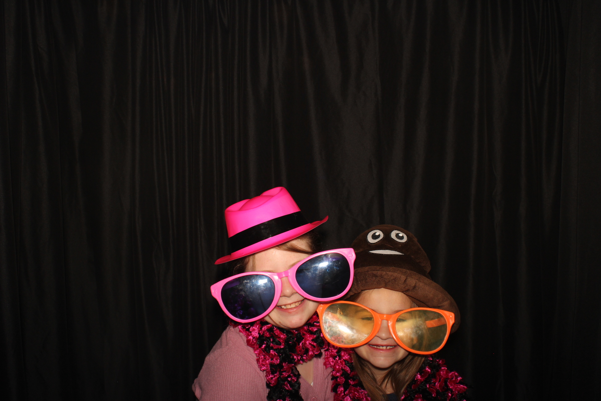 CCi Holiday Party | View more photos from the event at gallery.photoboothcincy.com/u/PhotoBoothCincy/CCi-Holiday-Party-1