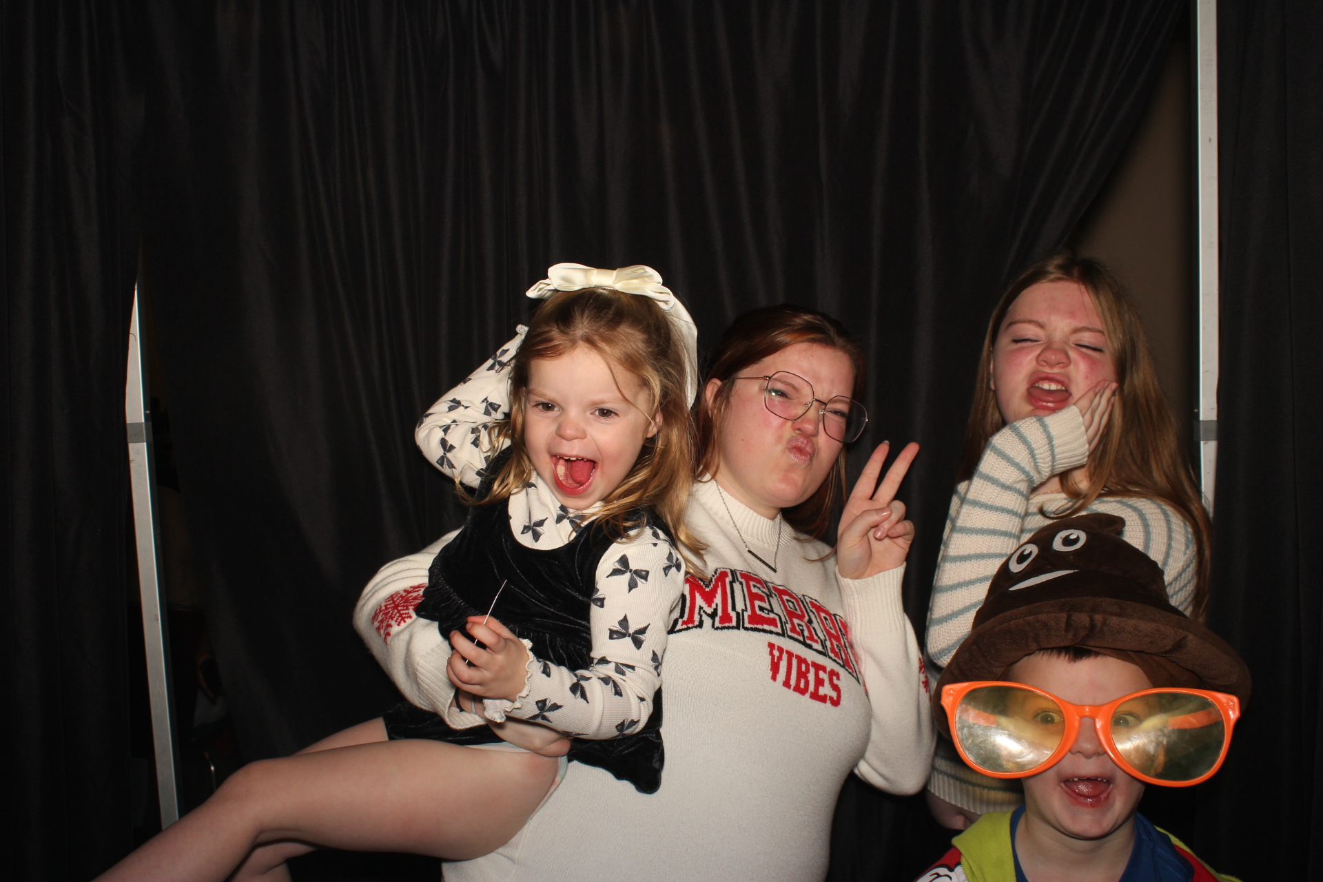 CCi Holiday Party | View more photos from the event at gallery.photoboothcincy.com/u/PhotoBoothCincy/CCi-Holiday-Party-1